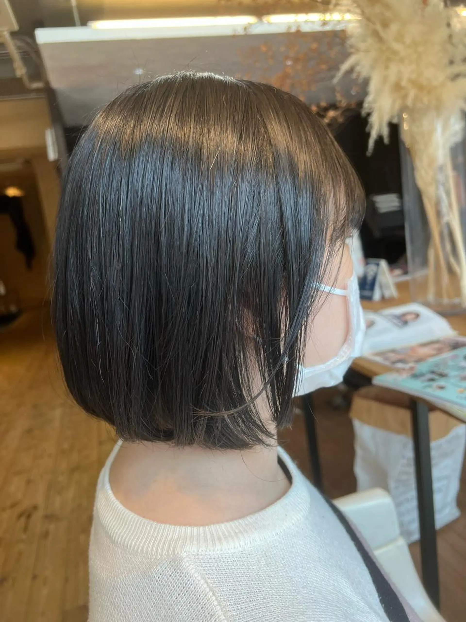 ショート BEACH　HAIR&NAIL所属・両国駅徒歩1分⭐️ アイロン仕上げのヘアスタイル