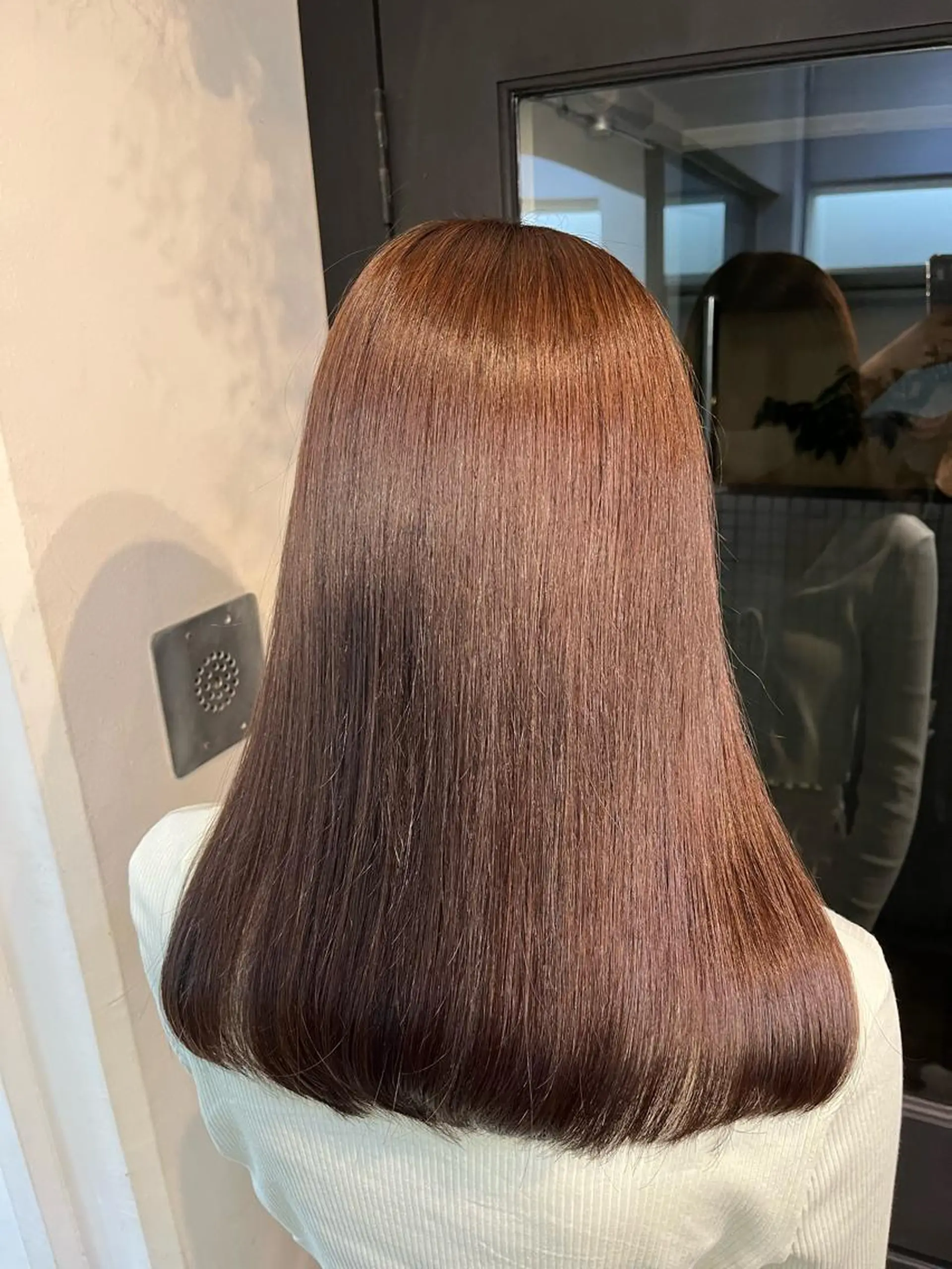 セミロング カラー Airi 韓国y2k レイヤーカットのヘアスタイル