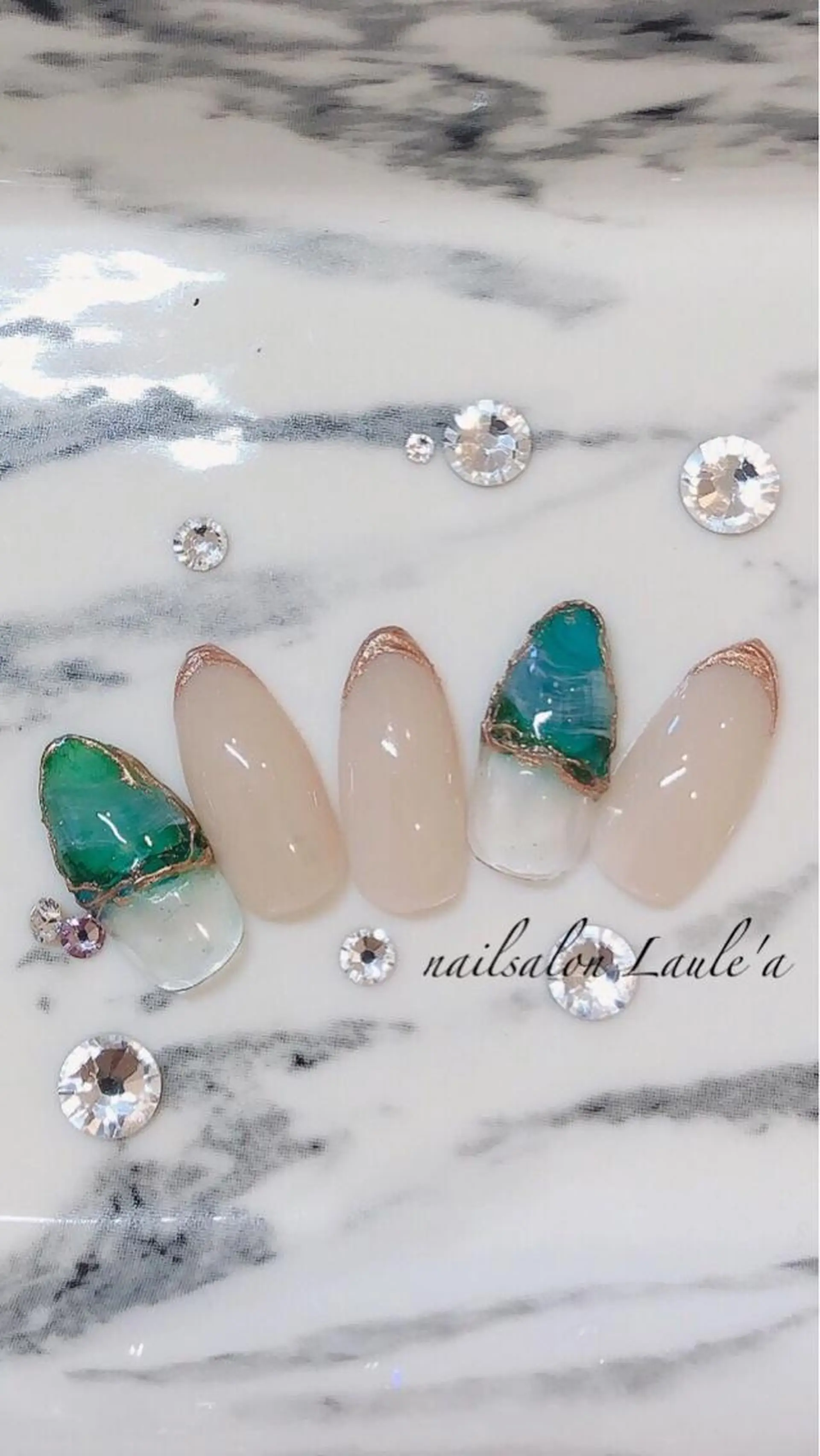 ネイル nailsalon Laule'aのネイルデザイン