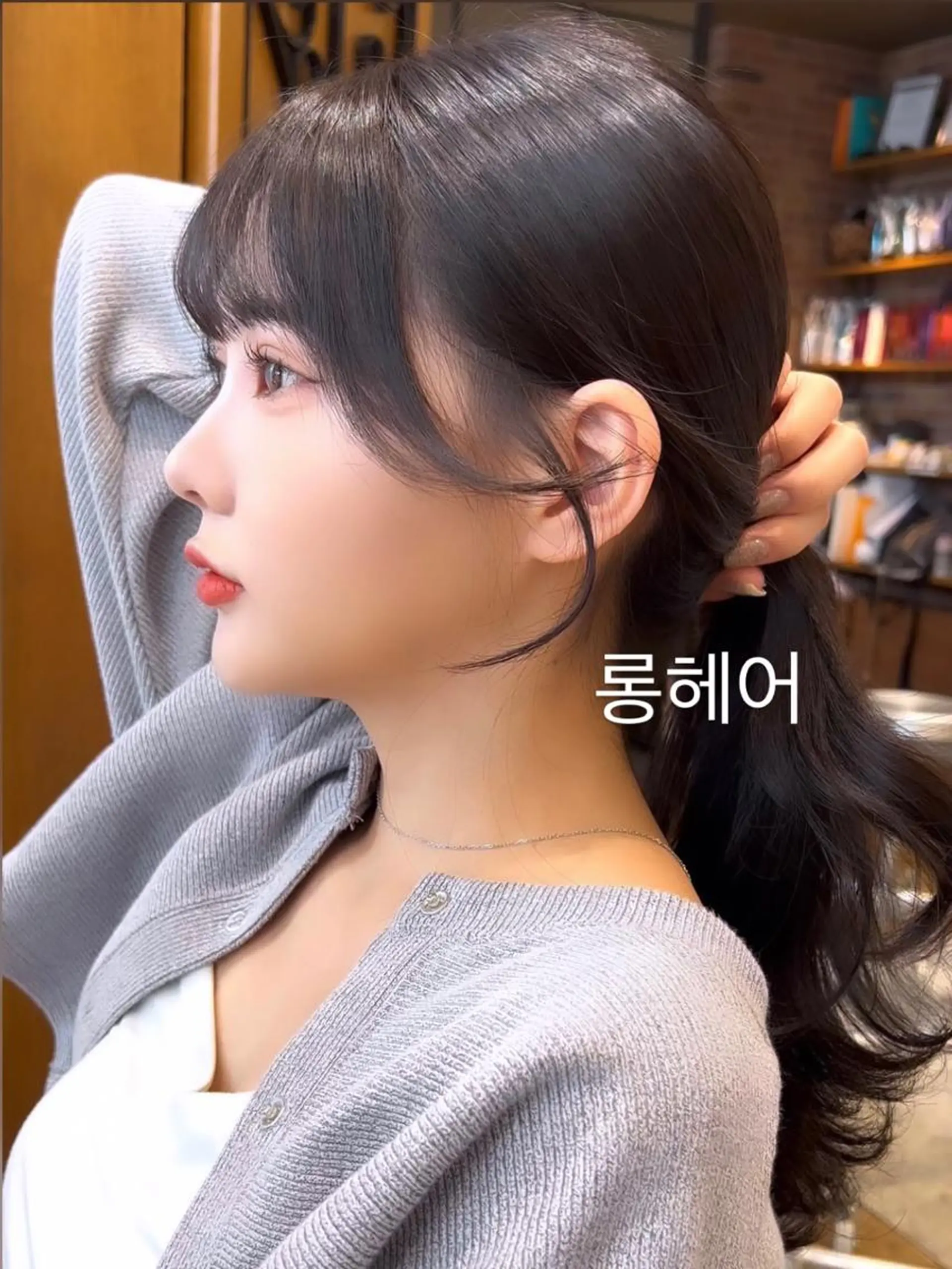 セミロング カラー パーマ ヘアアレンジ イルミナカラー くびれヘア 顔周りカット 髪質改善 韓国風ヘア カット トリートメント ヘアセット 日本一の小顔カット/ ボブ/顔周り/韓国のヘアスタイル