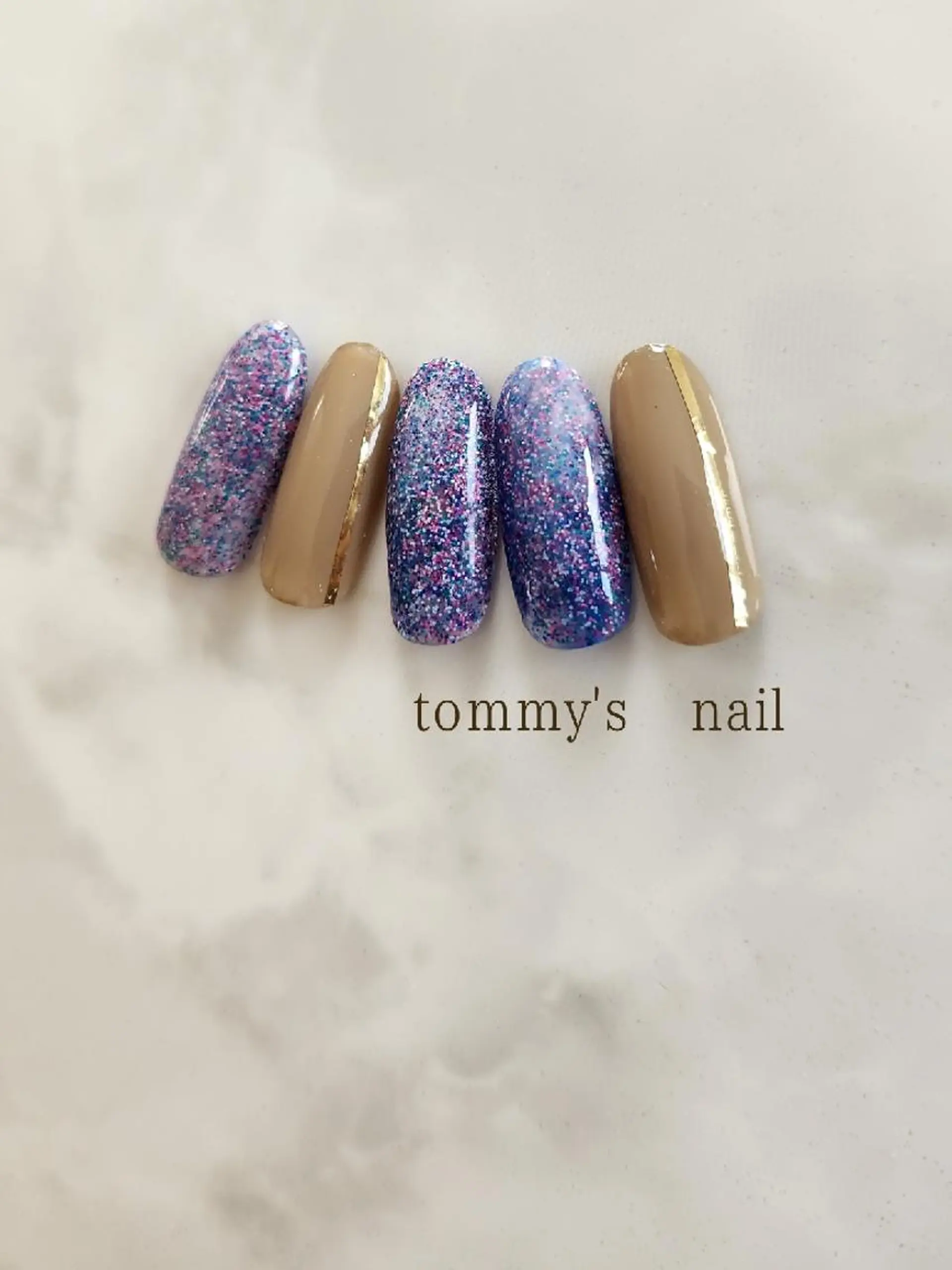 ネイル フットネイル ジェルネイル ミラーネイル ワンカラーネイル ハンドネイル tommy's nail所属・福岡/若よもぎ蒸し 全身美容が叶うサロンのネイルデザイン