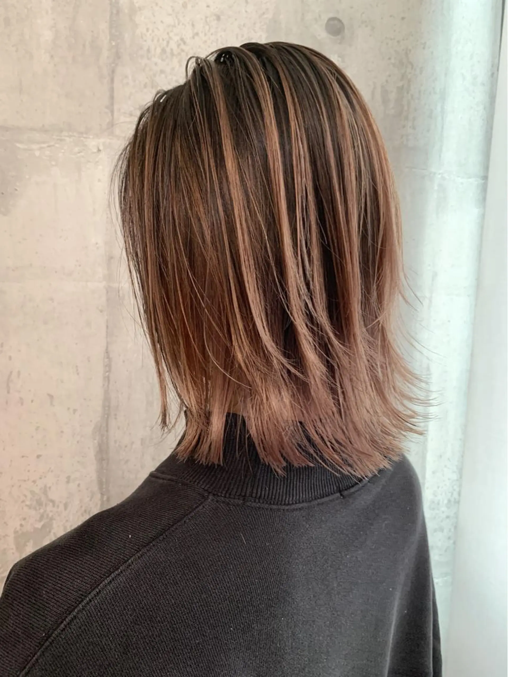 ミディアム ヘアカラー レイヤーカット TAIKIのヘアスタイル