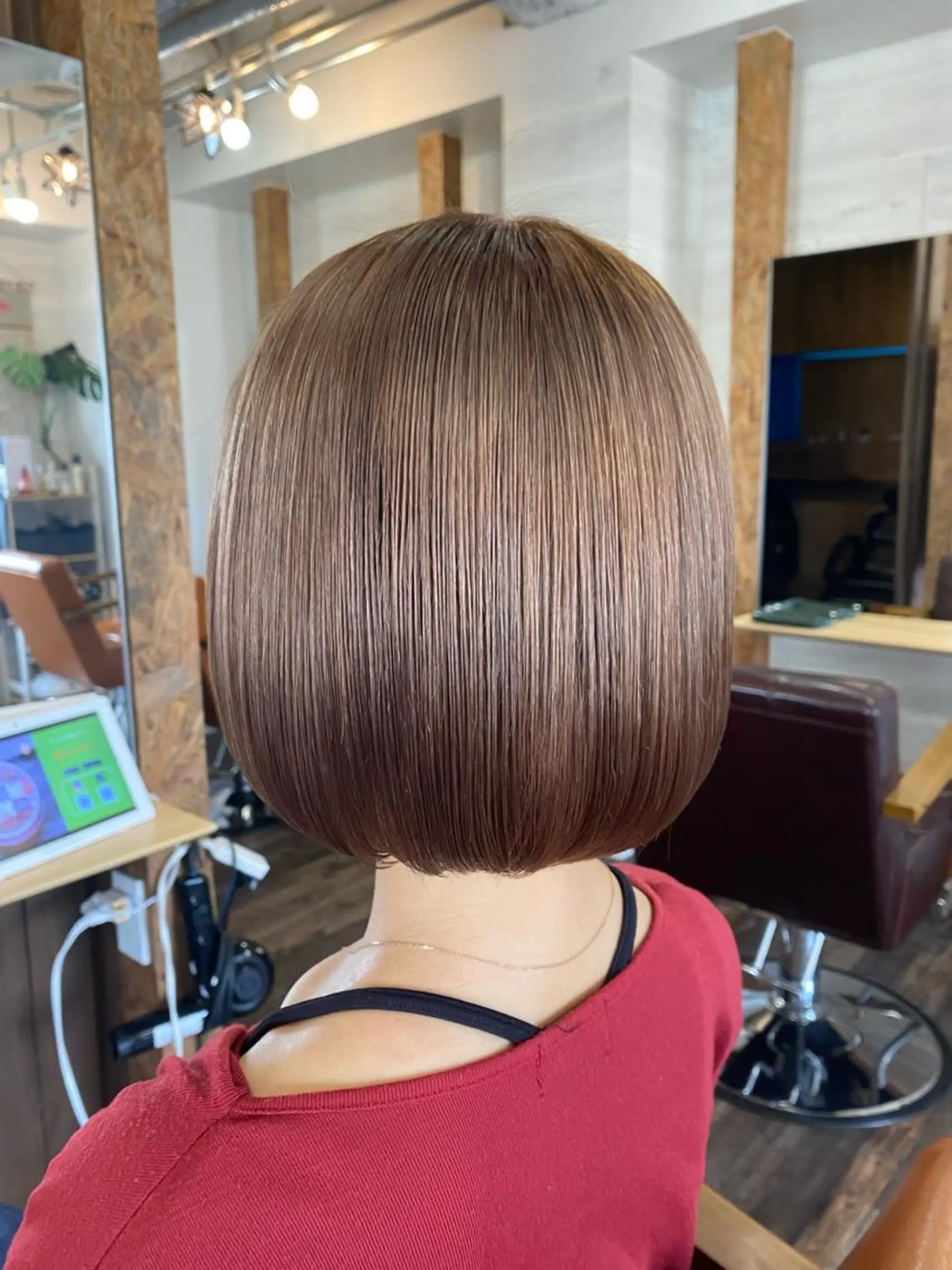 ミディアム カラー ブリーチ毛対応酸性 ストレート🌈サキのヘアスタイル