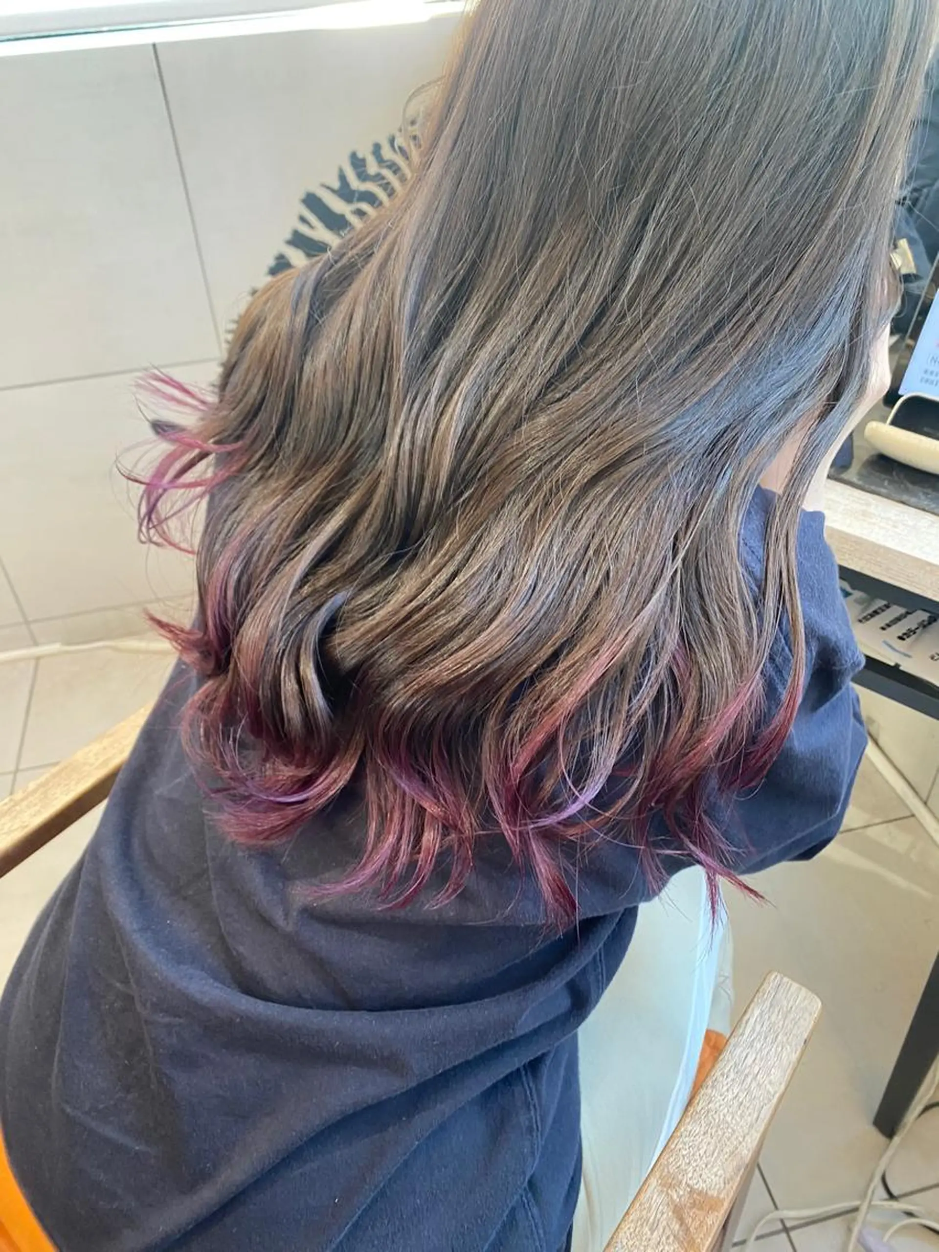 セミロング カラー ブリーチ グラデーションカラー ヘアカラー 艶カラー/耳つぼ/ 渡辺奈緒のその他イメージ