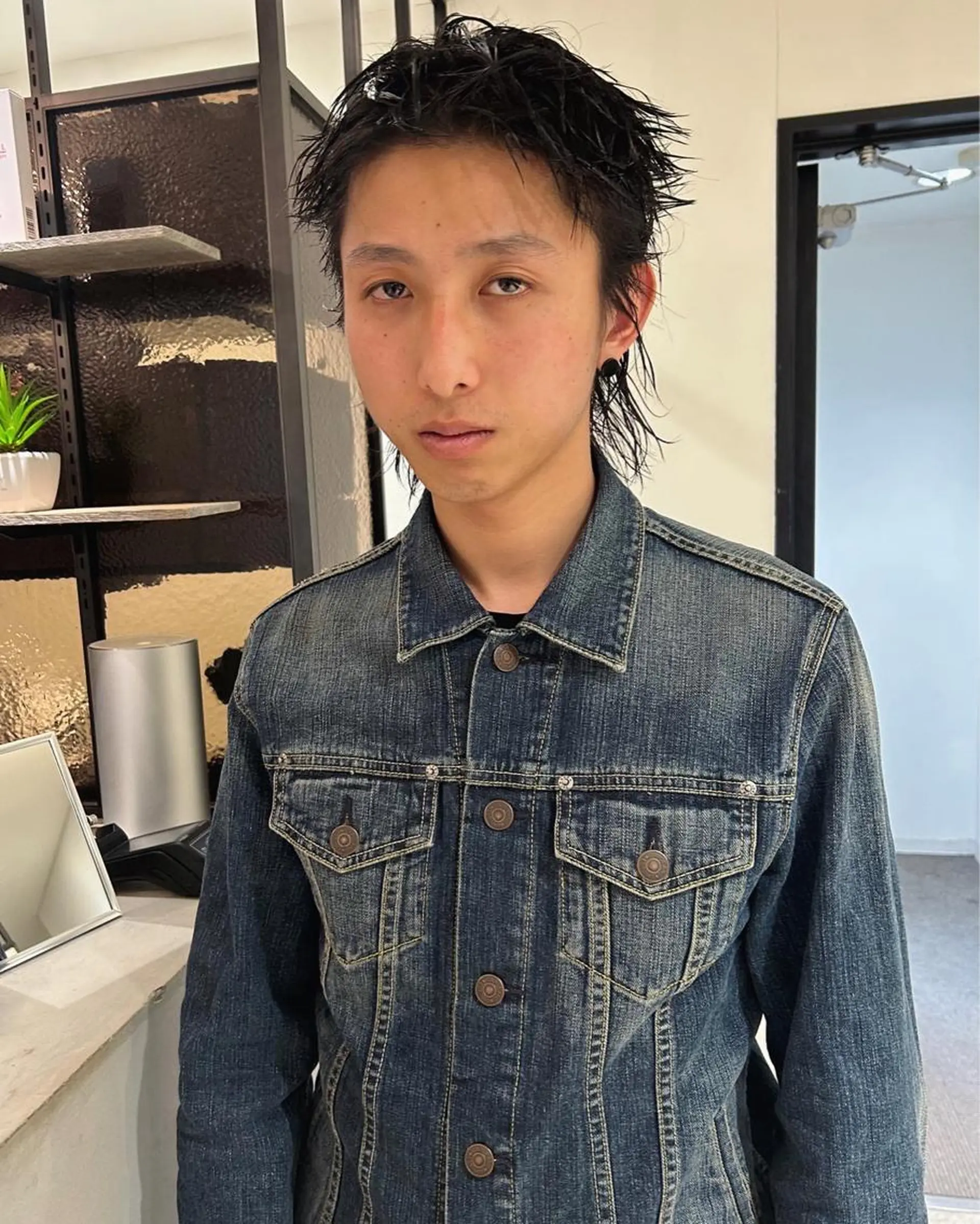 ミディアム メンズ マレットヘア カット トリートメント Loom.所属・村上雅人 ナチュラルモードのヘアスタイル