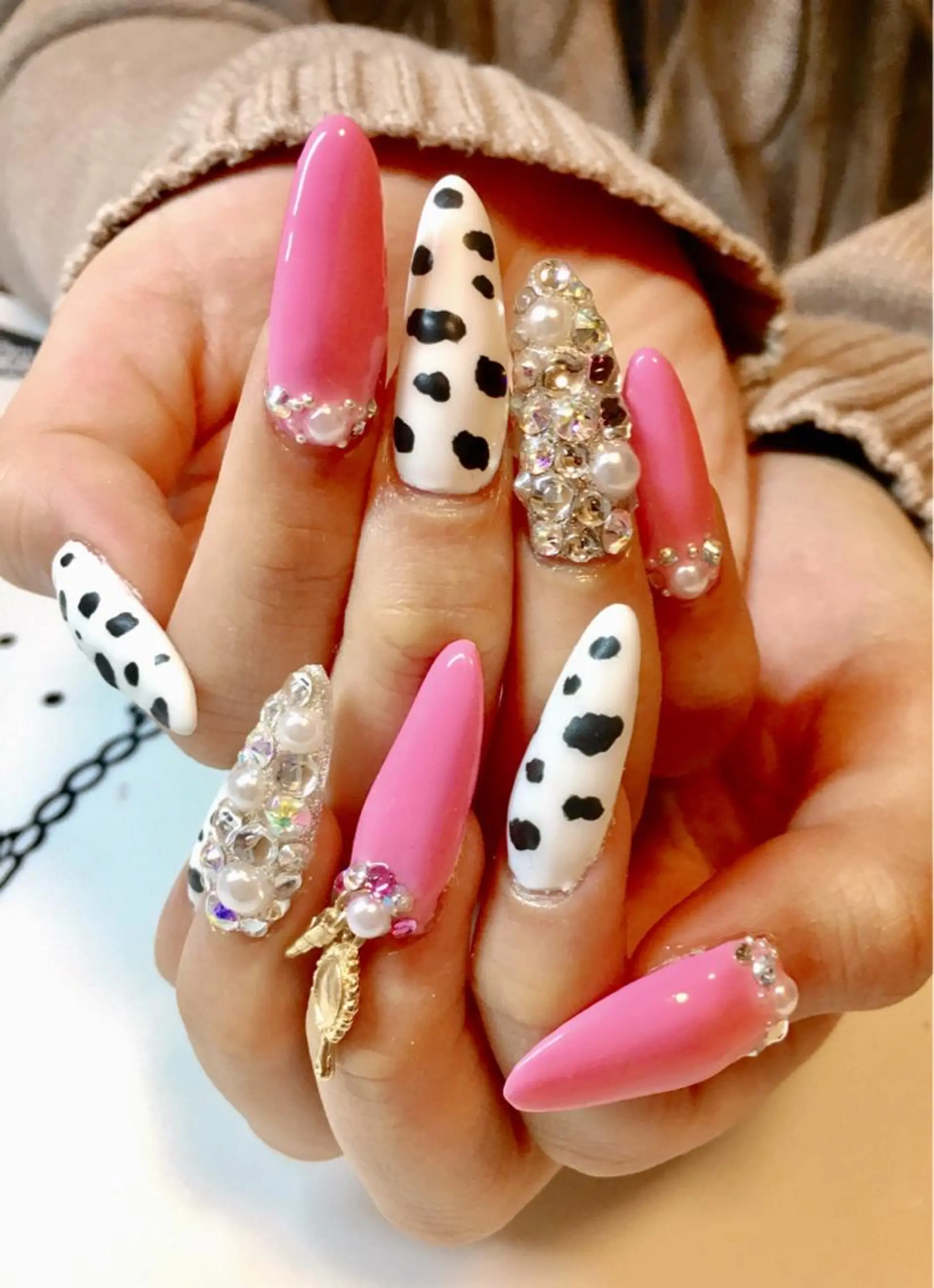 ネイル ジェルネイル スカルプネイル nailsalon sugarr所属・nailist cocoのネイルデザイン