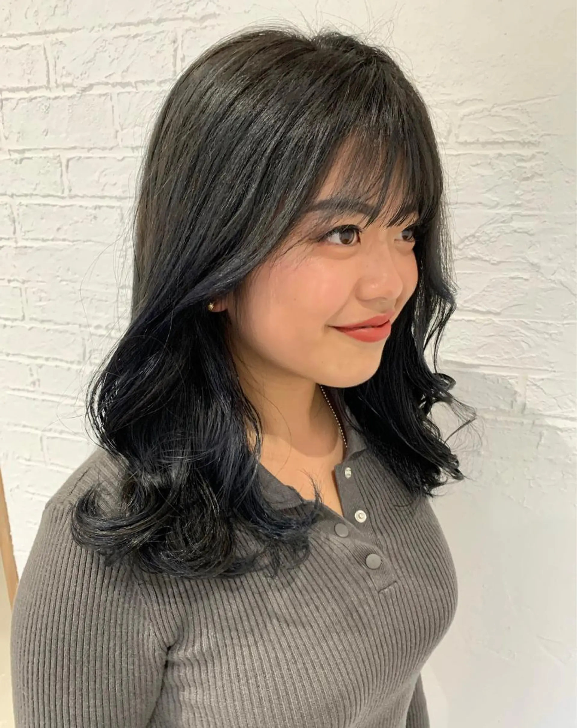 ミディアム カラー ヘアアレンジ ヨシムラ リオのヘアスタイル