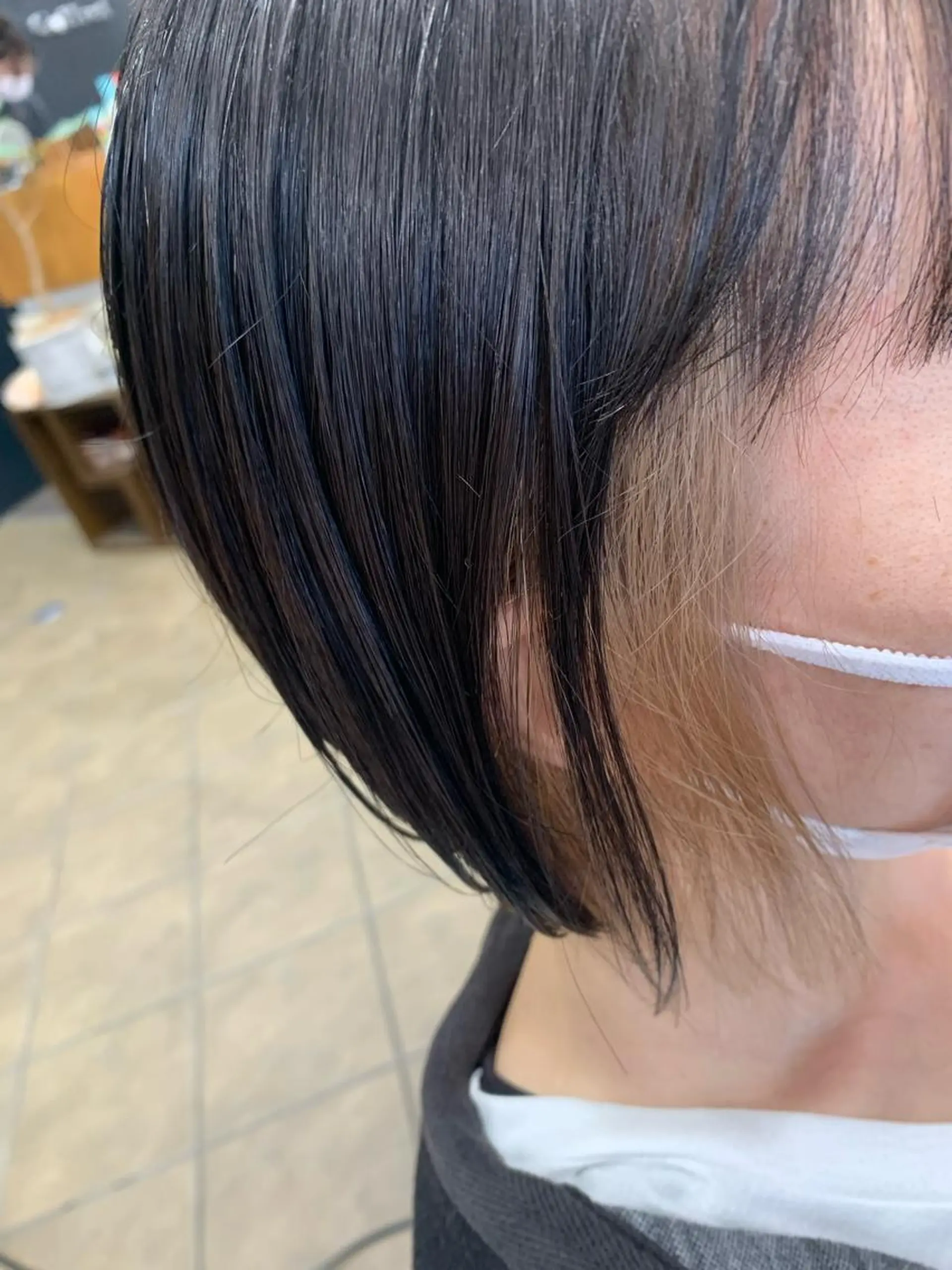 ミディアム カラー ベージュカラー インナーカラー カット ヘアカラー Ripps長居所属・メテオ ／ヘアカラー 西川菜実のヘアスタイル