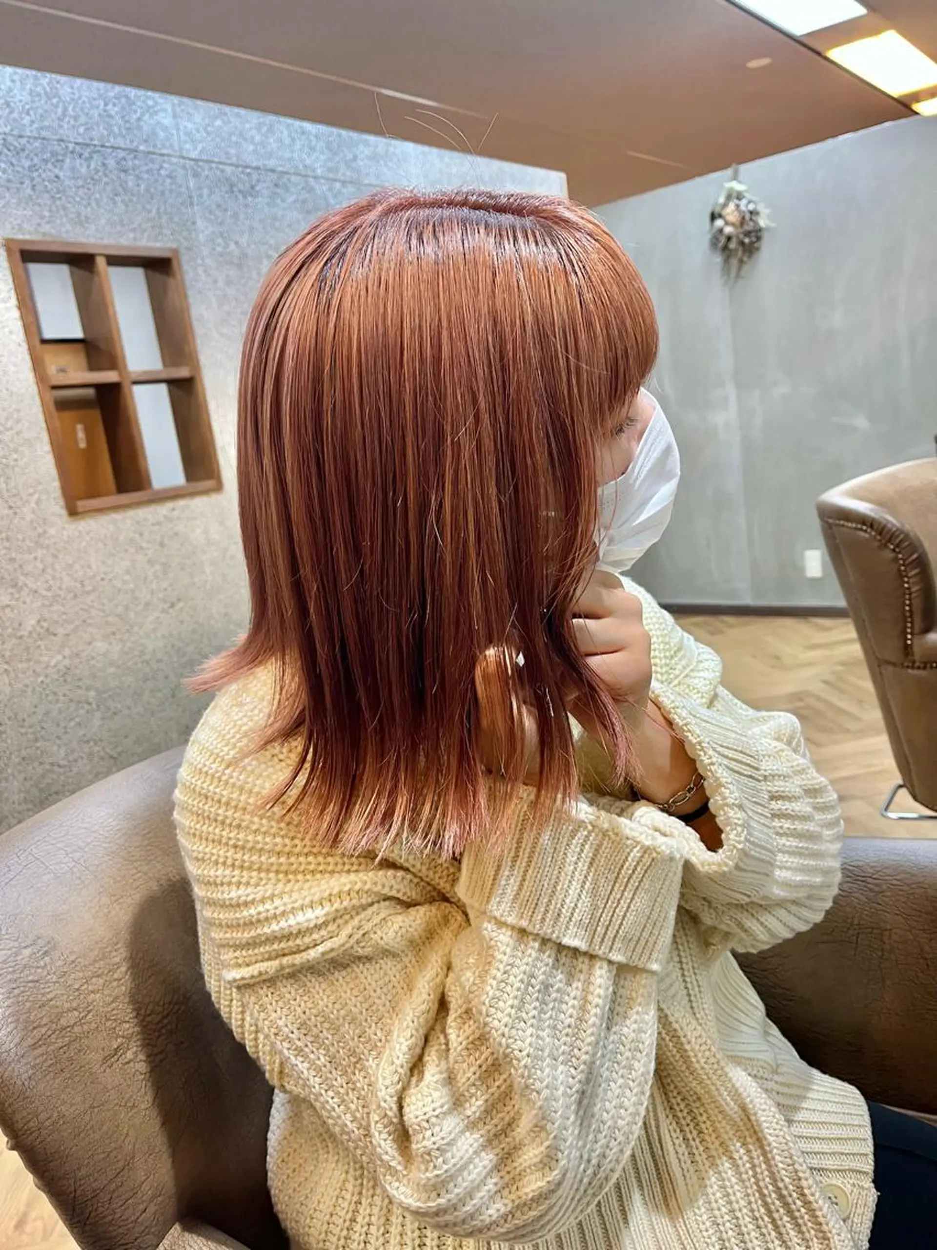 ショート カラー ハイトーンカラー オレンジ テラコッタ ボブ miyu /レイヤー/ブリーチのヘアスタイル