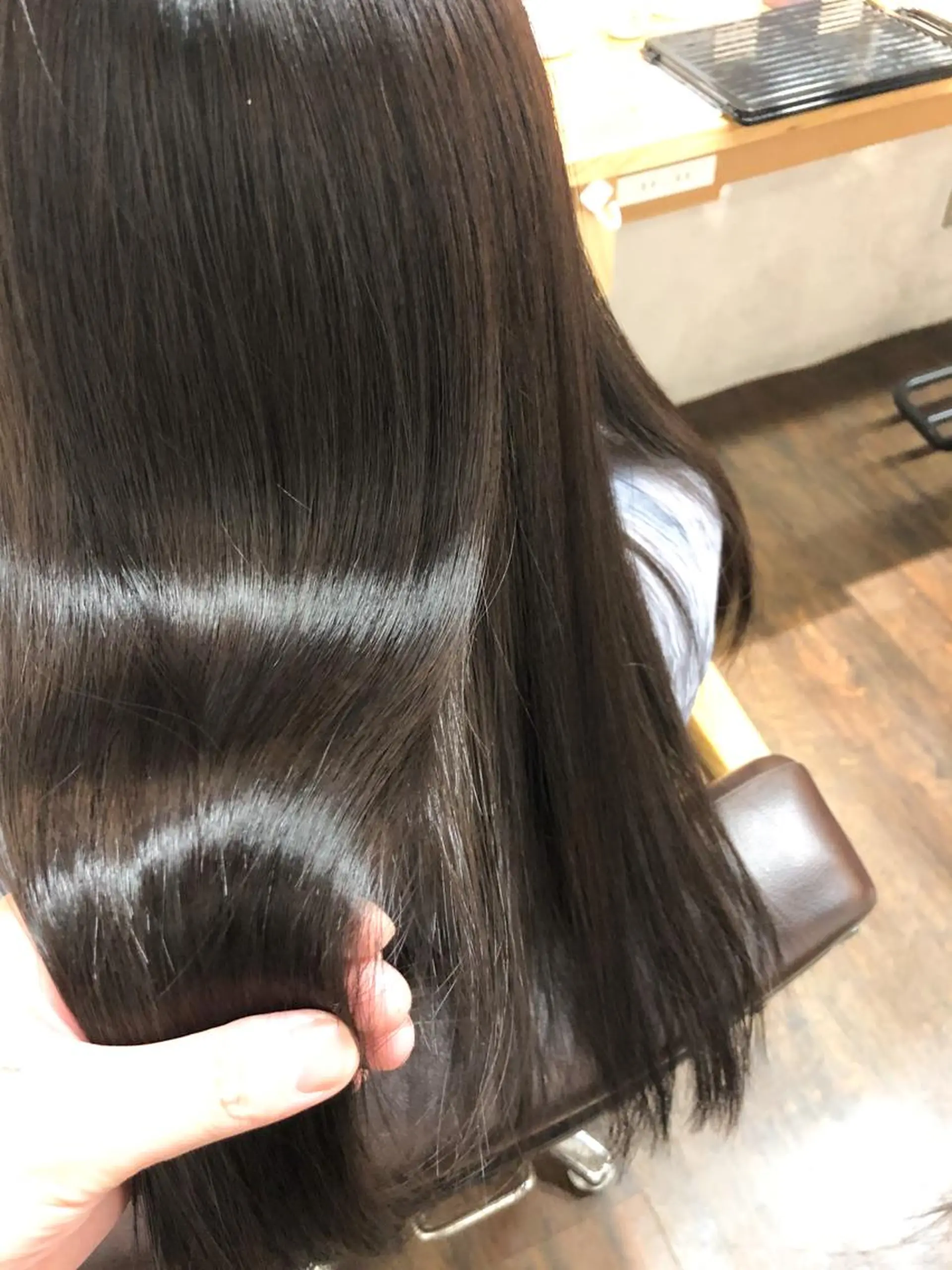 セミロング 髪質改善 カット 縮毛矯正 トリートメント 髪質改善 suzukiのヘアスタイル