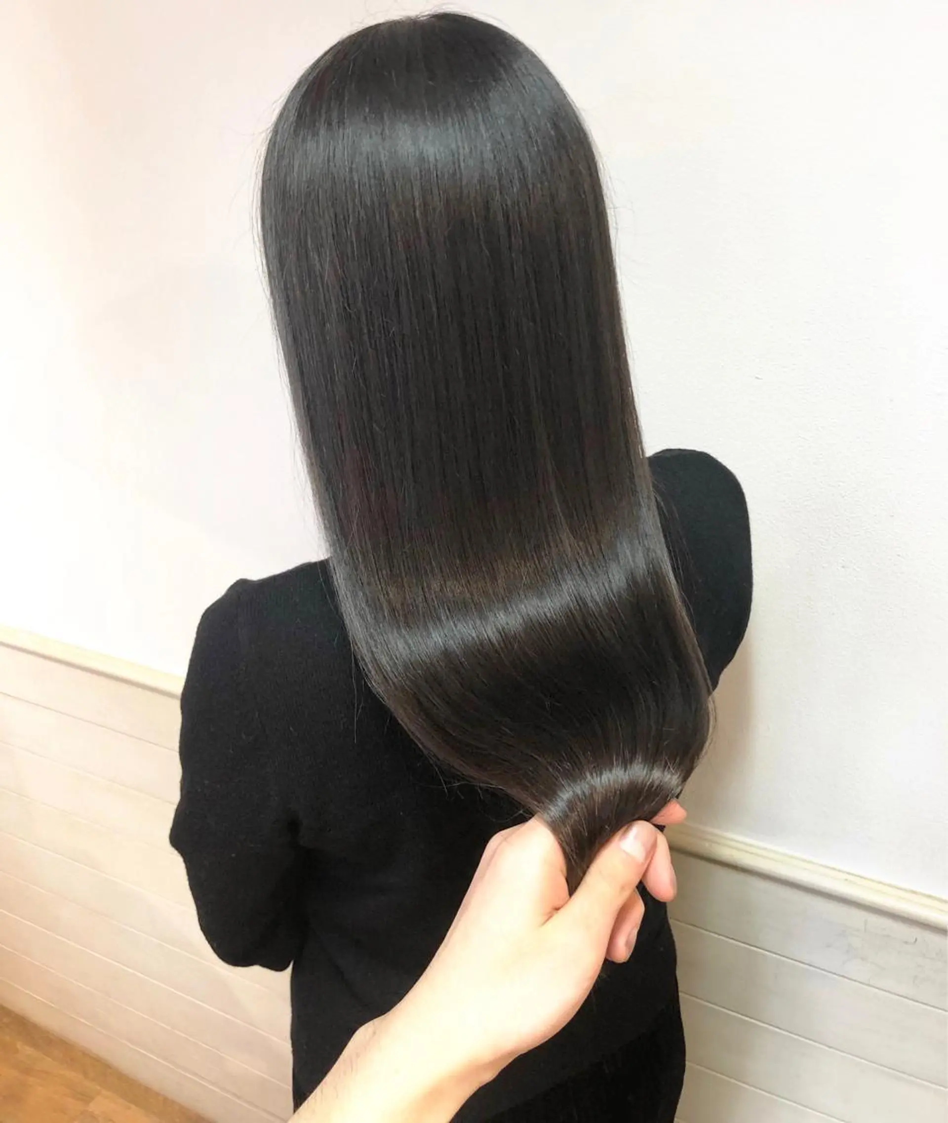 セミロング 髪質改善くすみカラー 🍀/石川大輔のヘアスタイル