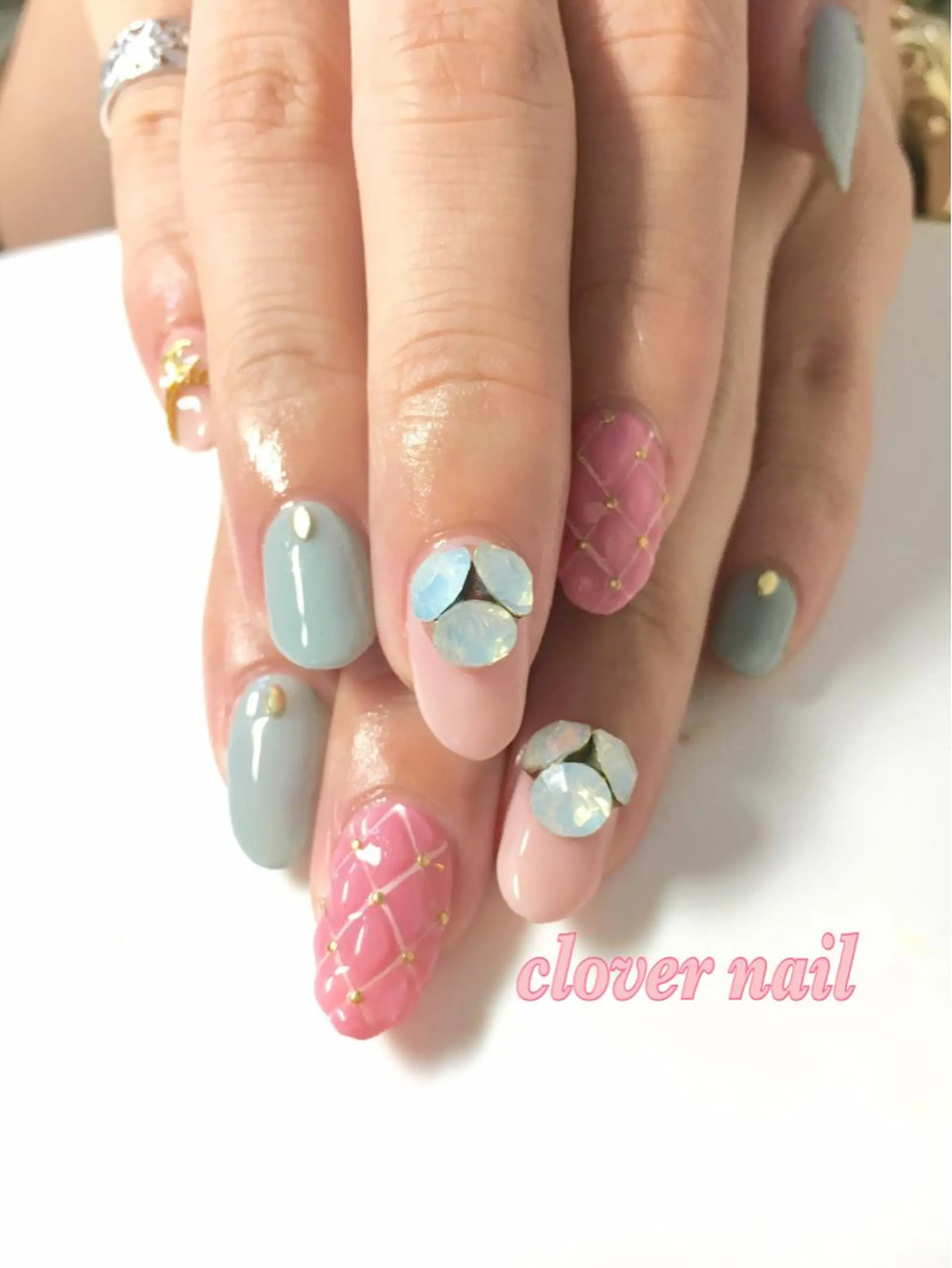 ネイル clover nailのネイルデザイン