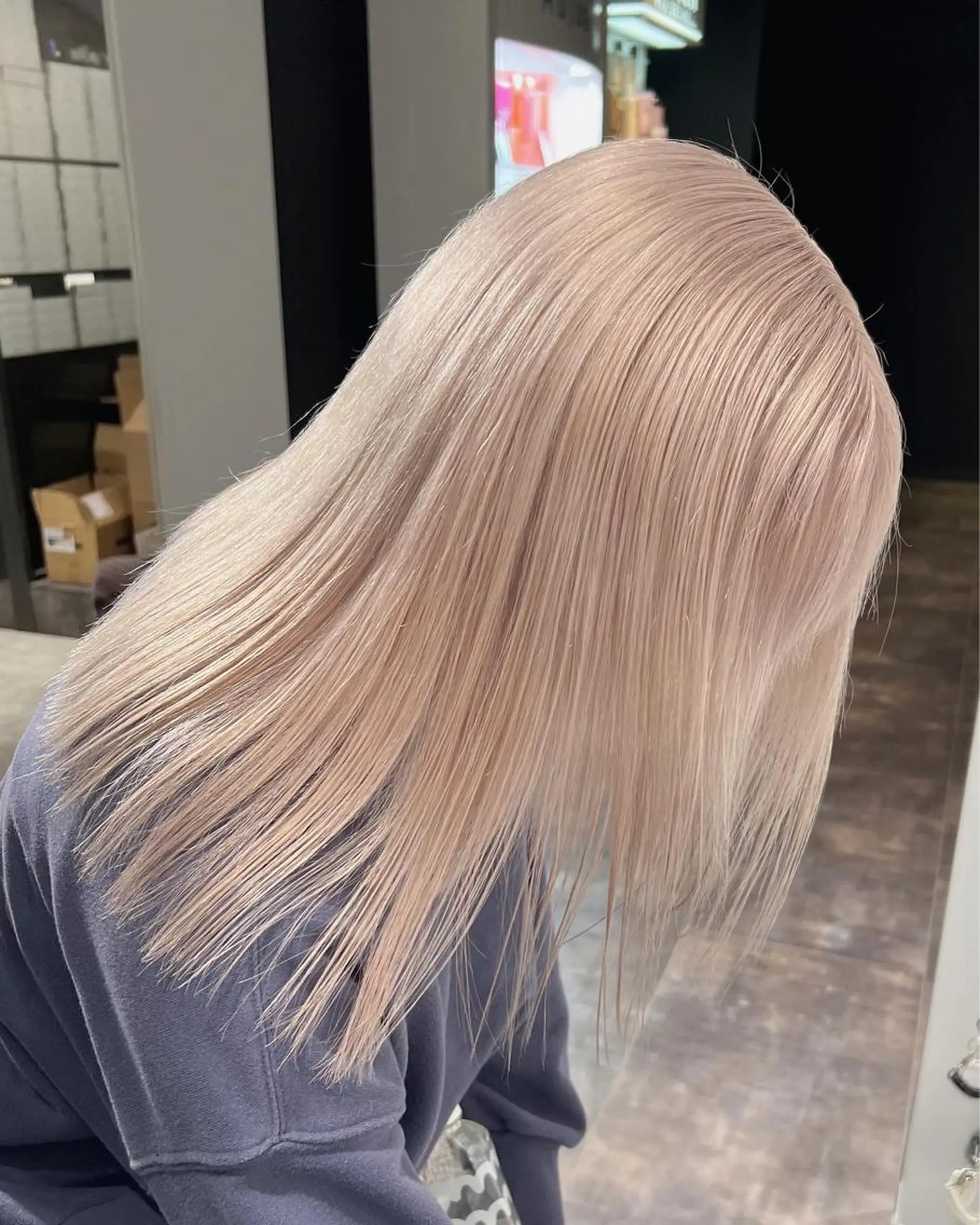 ミディアム esu天満所属・esu 天満のヘアスタイル