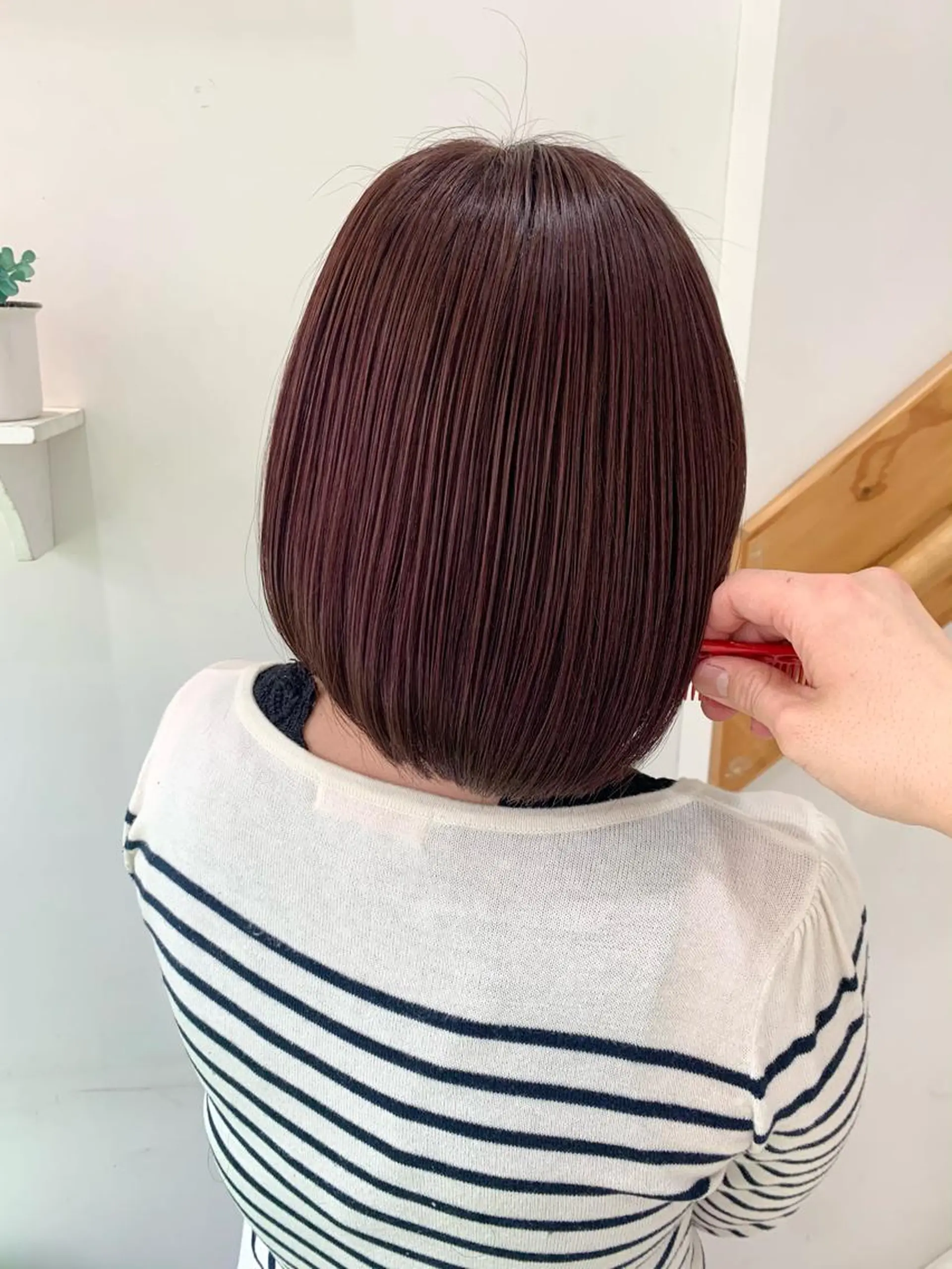 ショート カラー ピンクカラー ヘアアレンジ にいた　かづしげのヘアスタイル