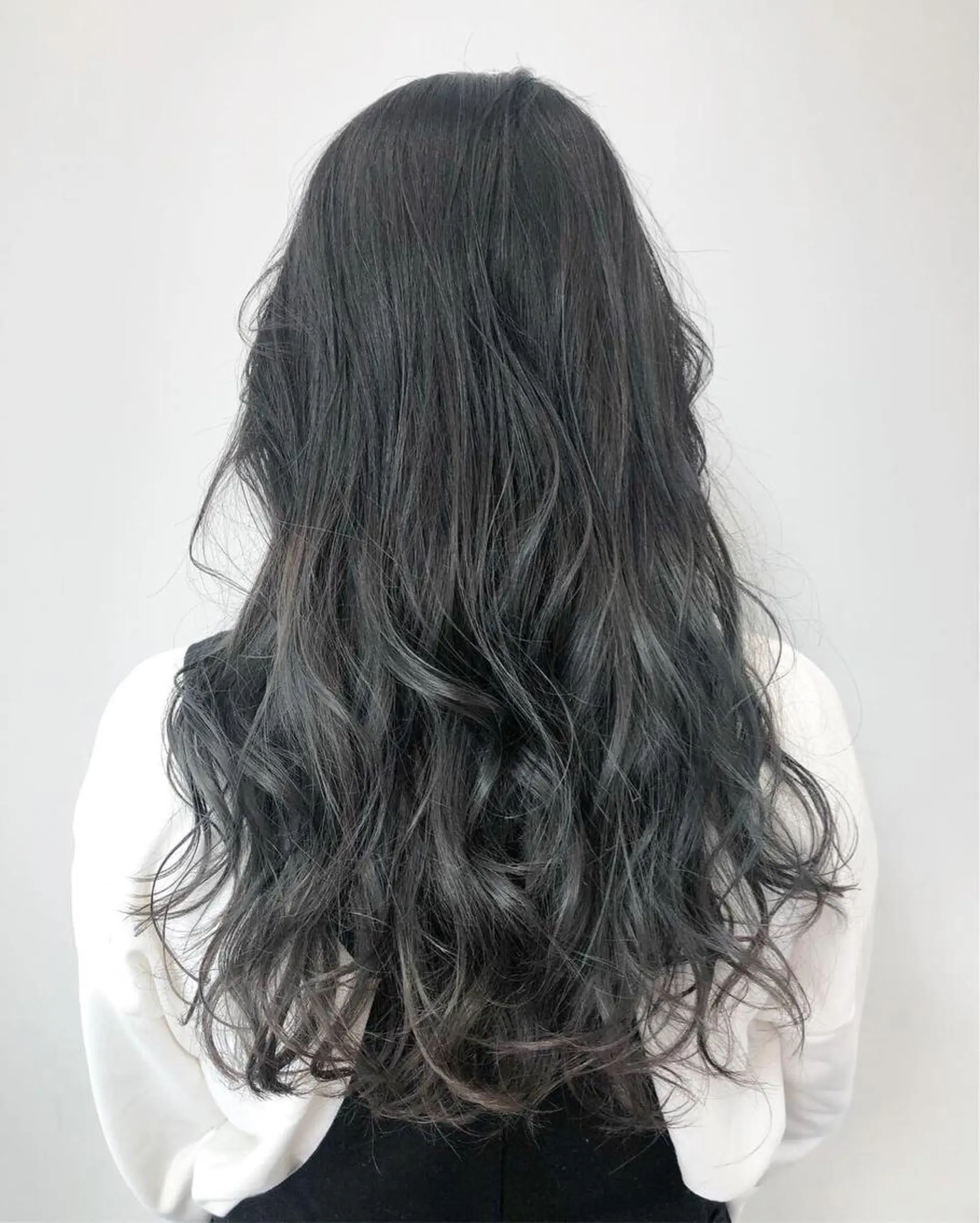 セミロング カラー ヘアアレンジ 【公式】amble luxe池袋東口🩷のヘアスタイル