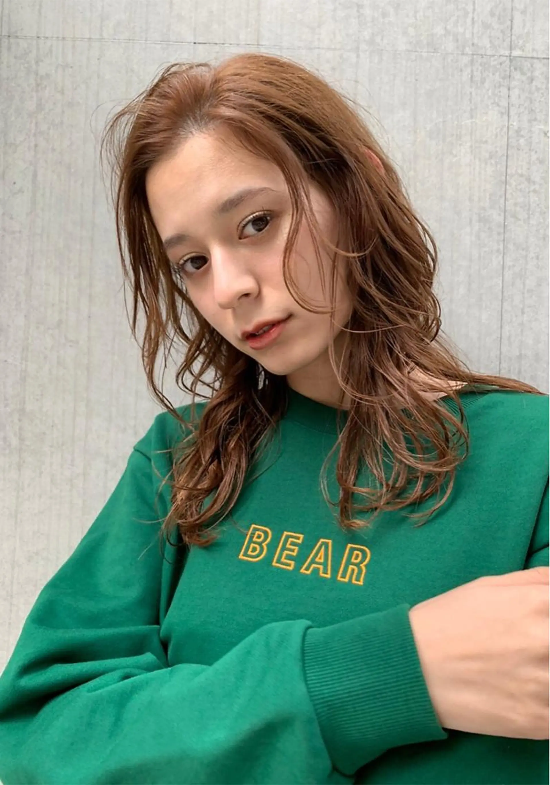 ミディアム カット ヘアカラー トリートメント mood tatemachiのヘアスタイル