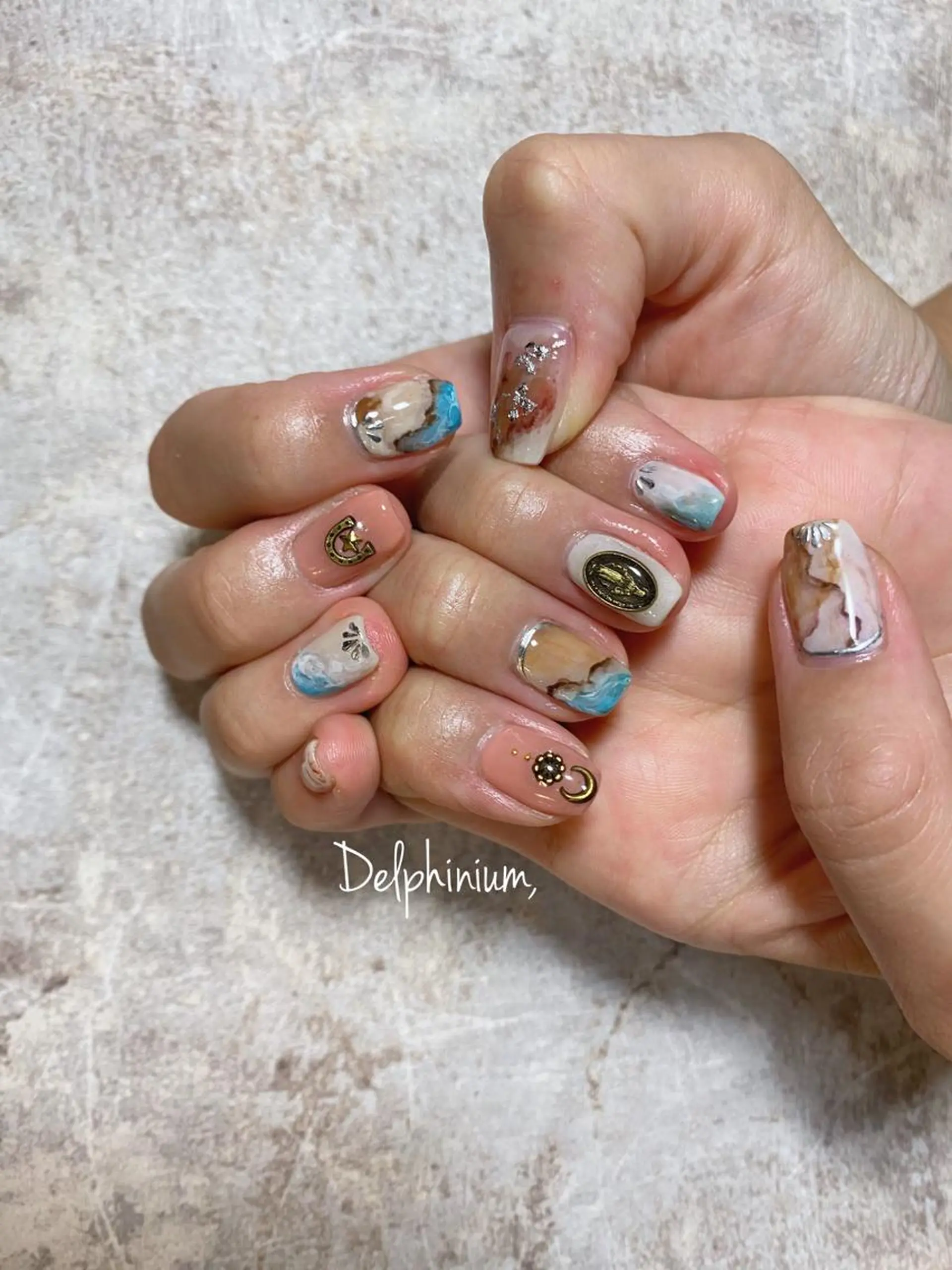 ネイル 夏ネイル ハンドネイル 岡本 友恵のネイルデザイン