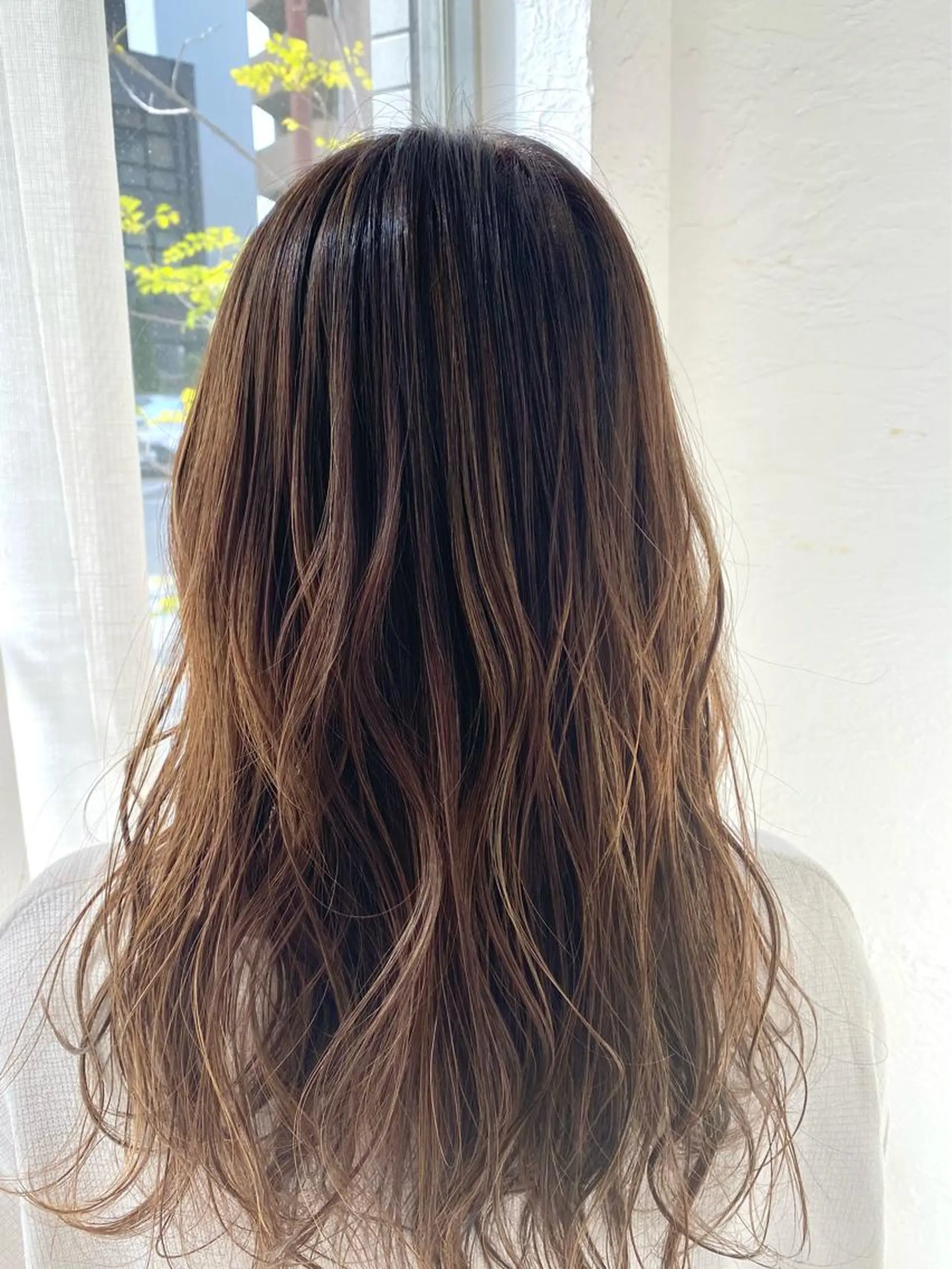 ロング カラー ハイライトカラー ハイライト ⭐中崎 さゆり⭐のヘアスタイル