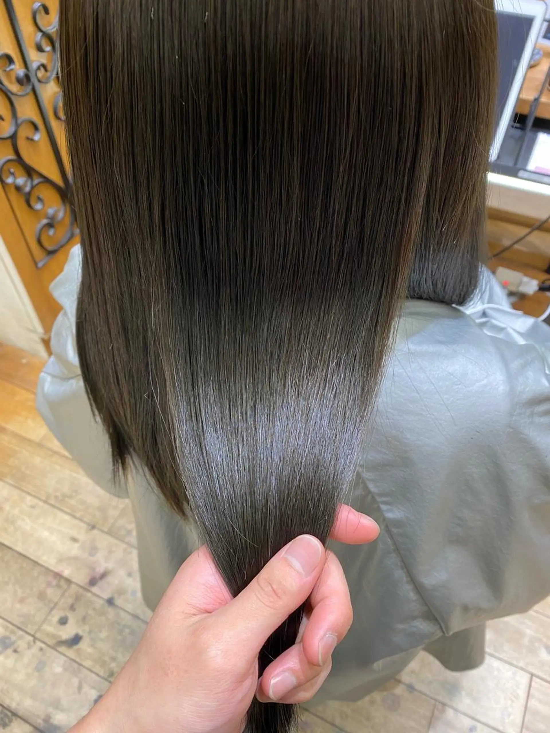 セミロング カラー パーマ バレイヤージュ ブリーチ ケアブリーチ ダブルカラー ハイライトカラー カット ヘアカラー 縮毛矯正 トリートメント 新宿✨顔周りカット 韓国ヘア/坂本亜裟海のヘアスタイル