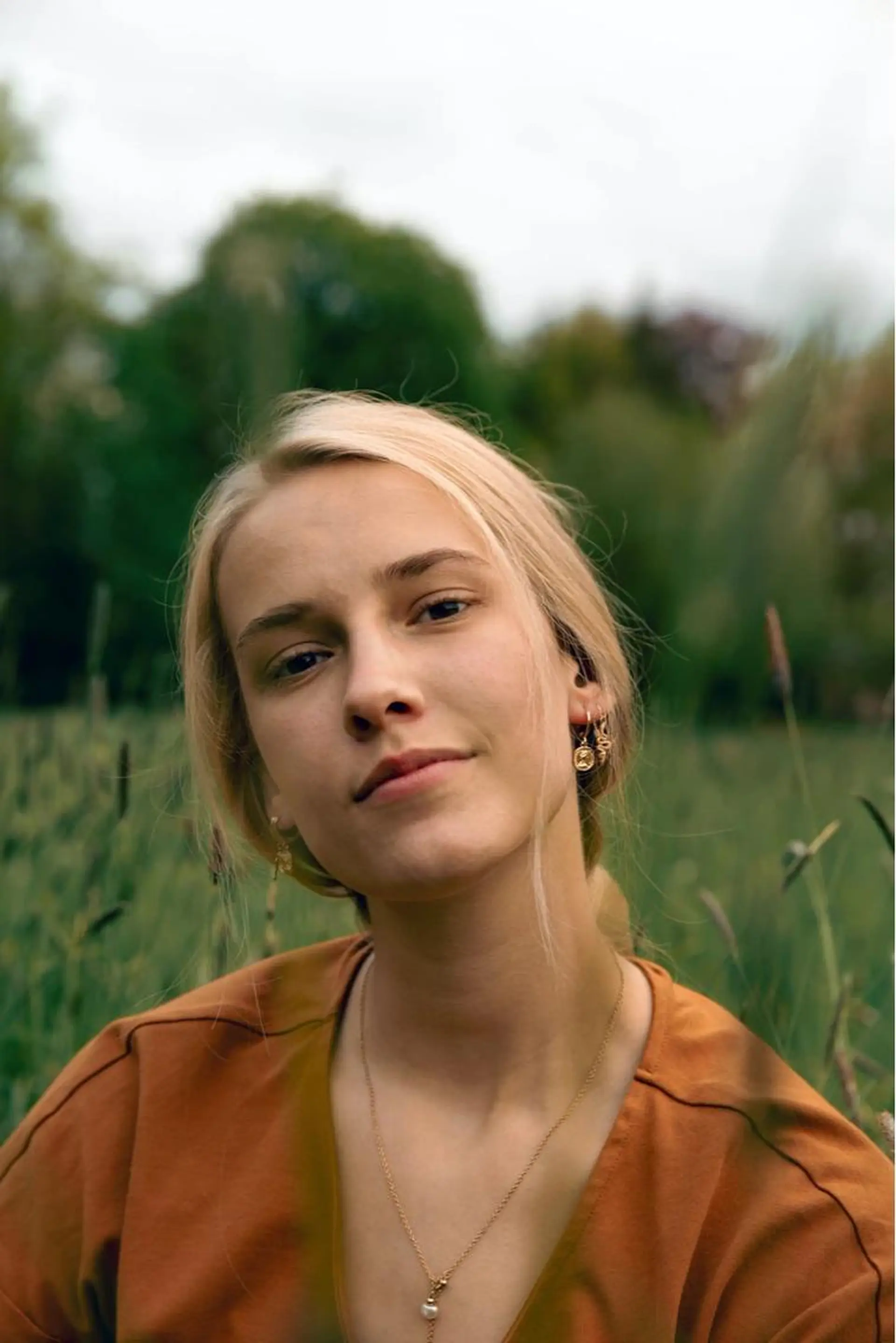 ロング くせ毛 外国人風カラー 韓国風ヘア ロング サイドバング 💚Forest Mirror💚のヘアスタイル