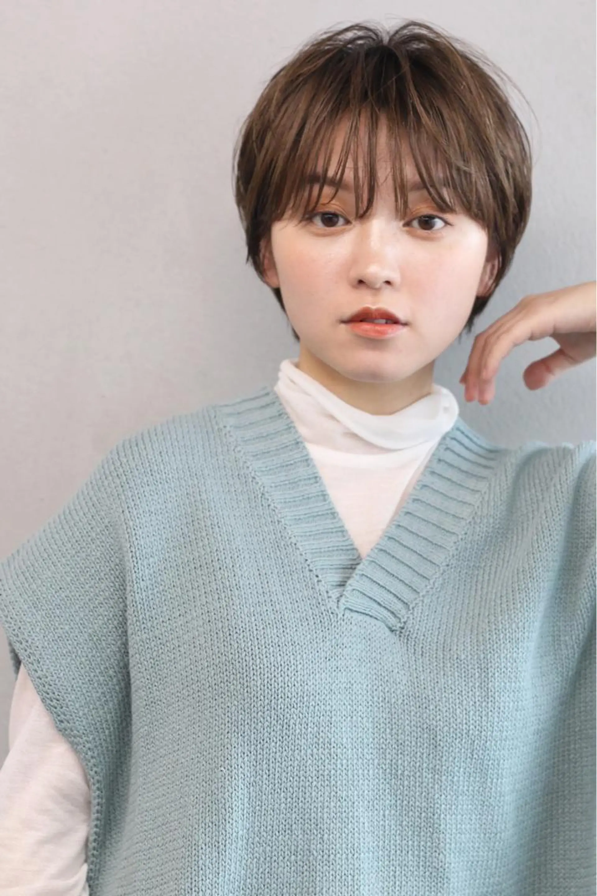 ショート カラー 柏 ウルフ/レイヤー 田中佐和🐺のヘアスタイル