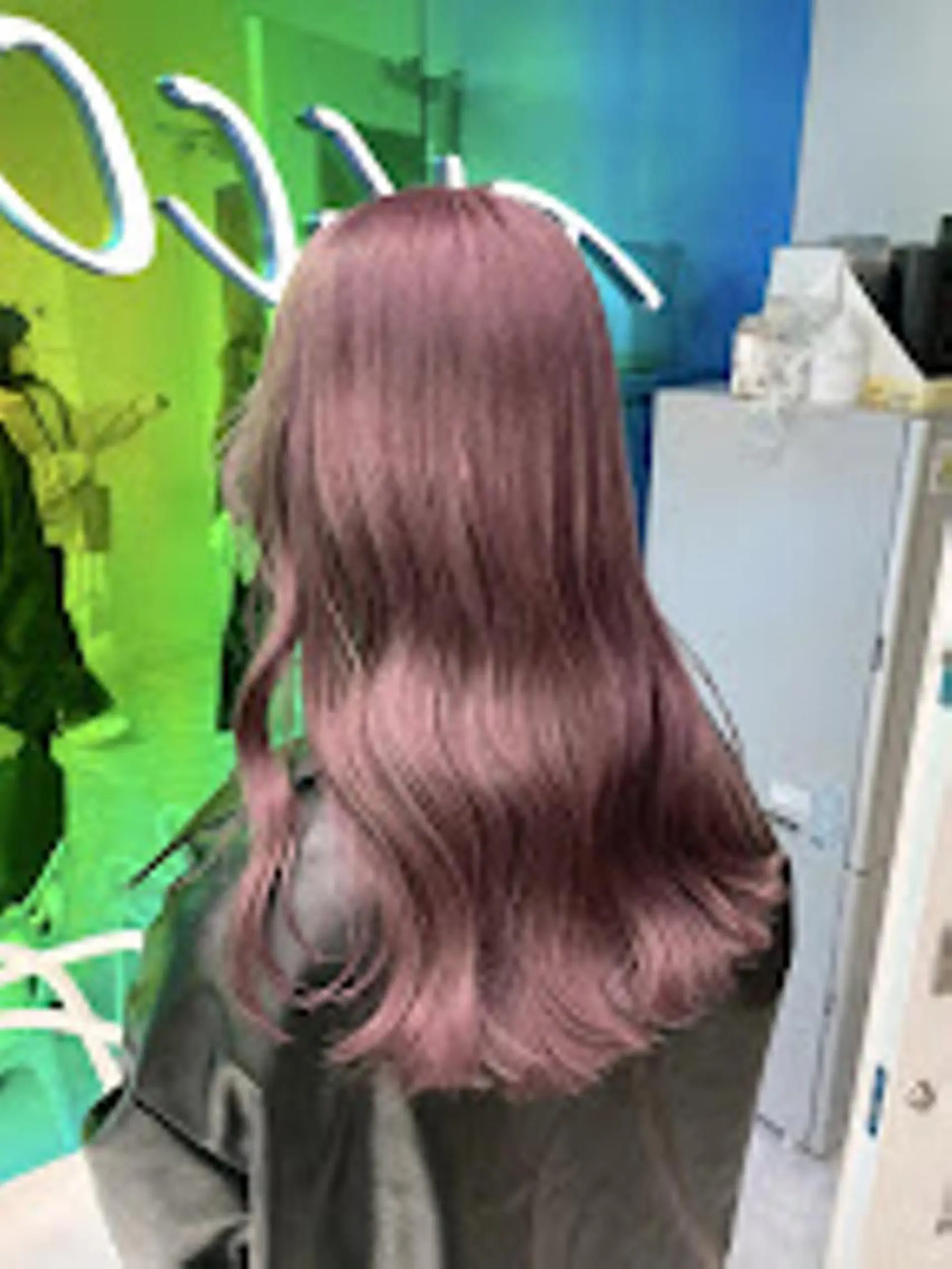 カラー 【公式】DISCO銀 座🪩トレンド🪽のヘアスタイル