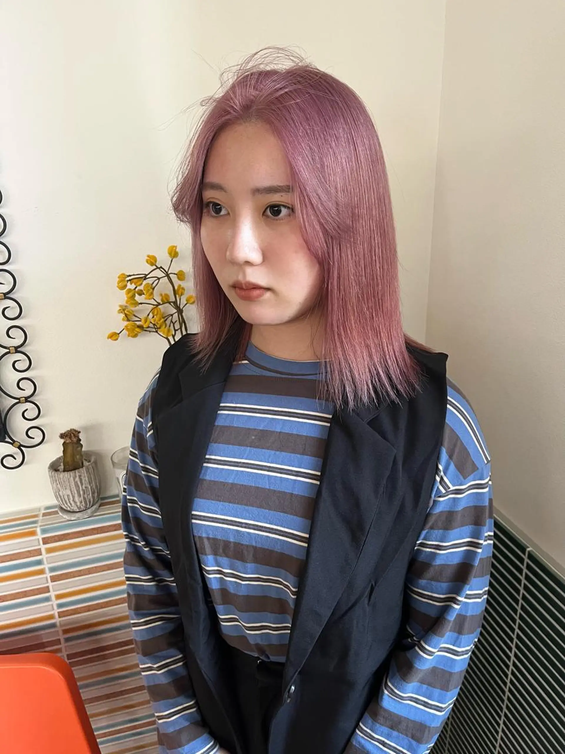 ミディアム カラー ベージュカラー ブリーチ ピンクカラー ピンクベージュ ヘアカラー トリートメント 🩷ハイトーン透明感 レイヤー🩷ユリカのヘアスタイル