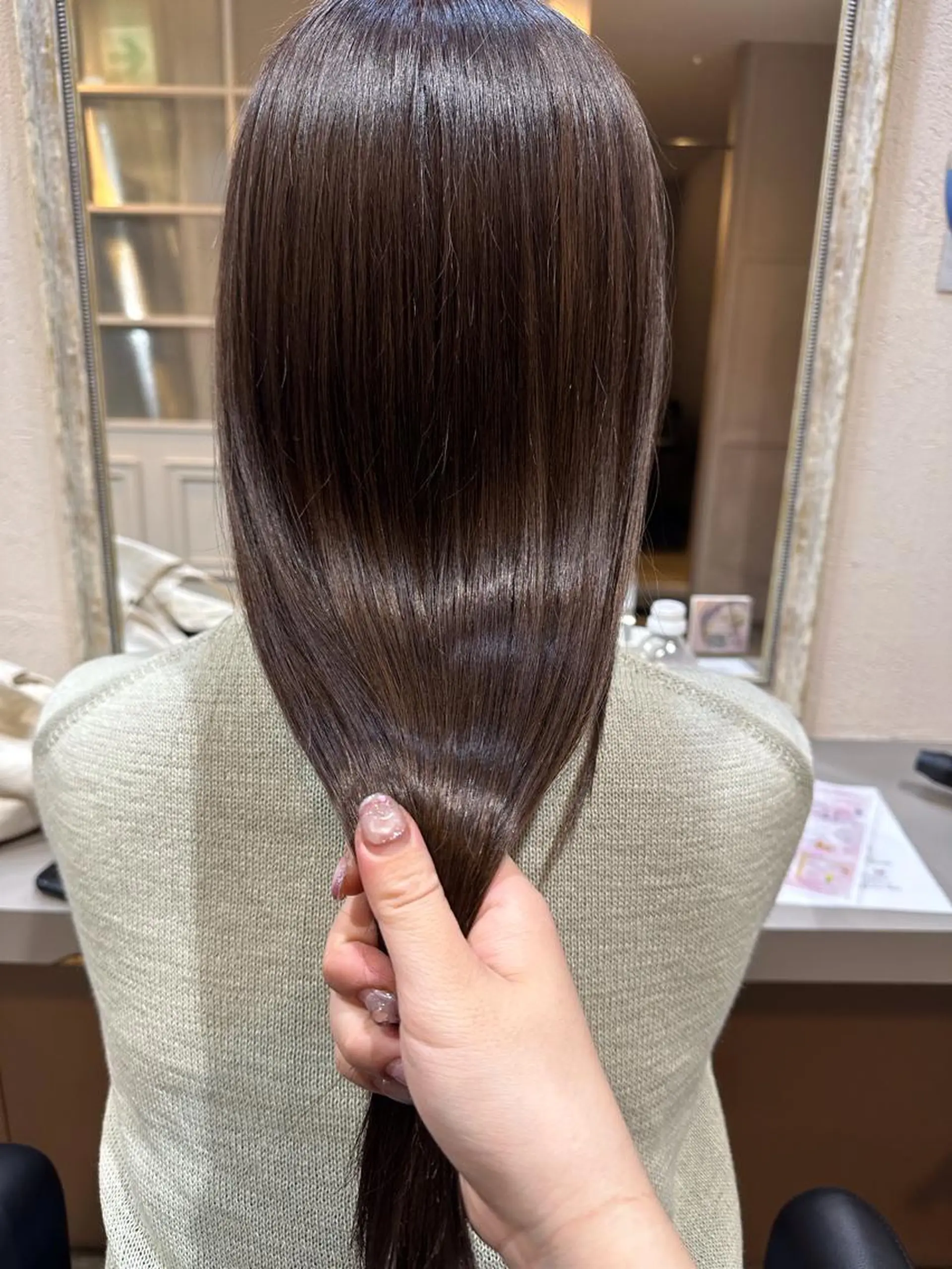 ロング 髪質改善 艶髪に✧ / 透明感 カラー / 冨成のヘアスタイル