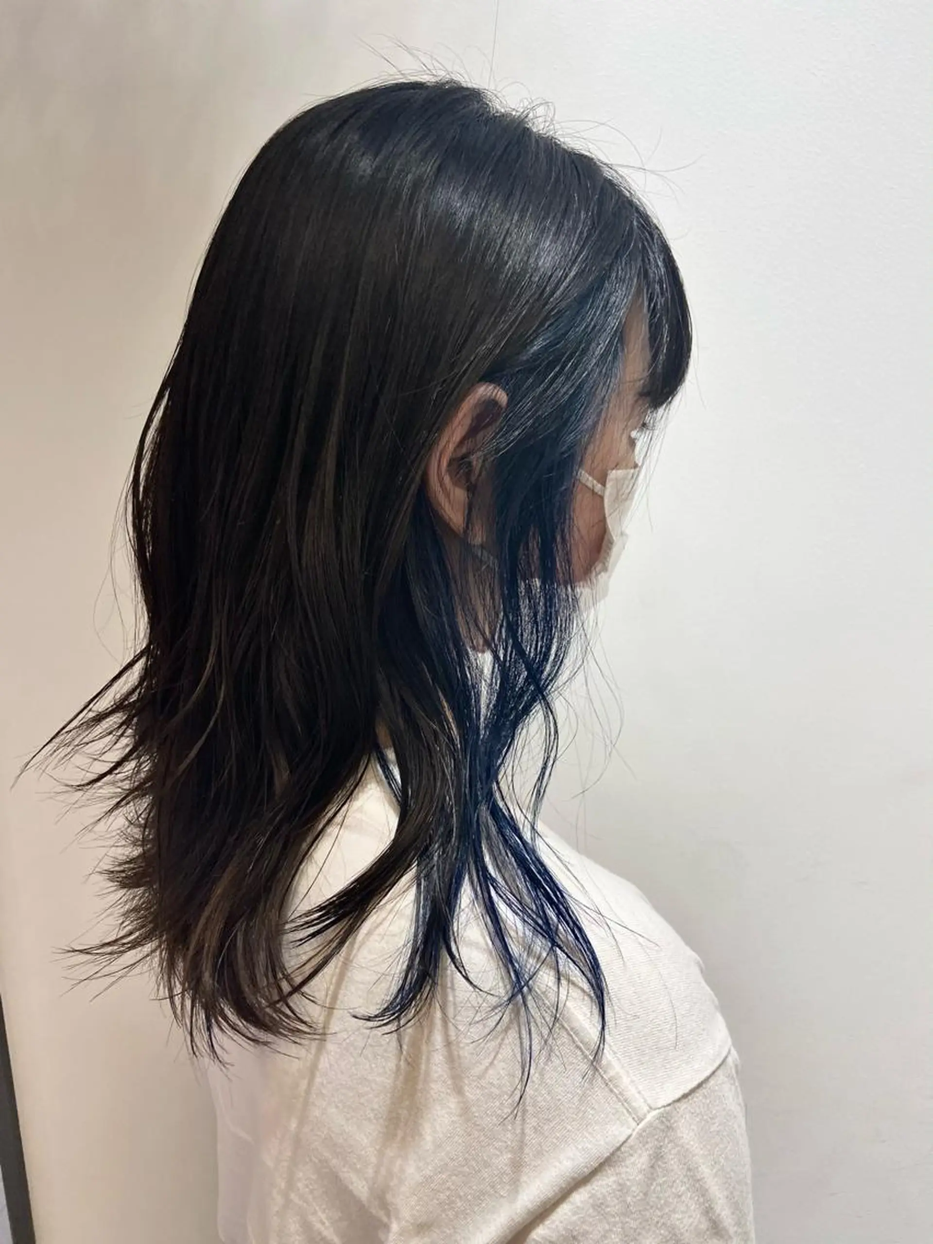セミロング カラー ヘアカラー 🐺ウルフ/レイヤー 似合わせ‎🤍沙羅のヘアスタイル