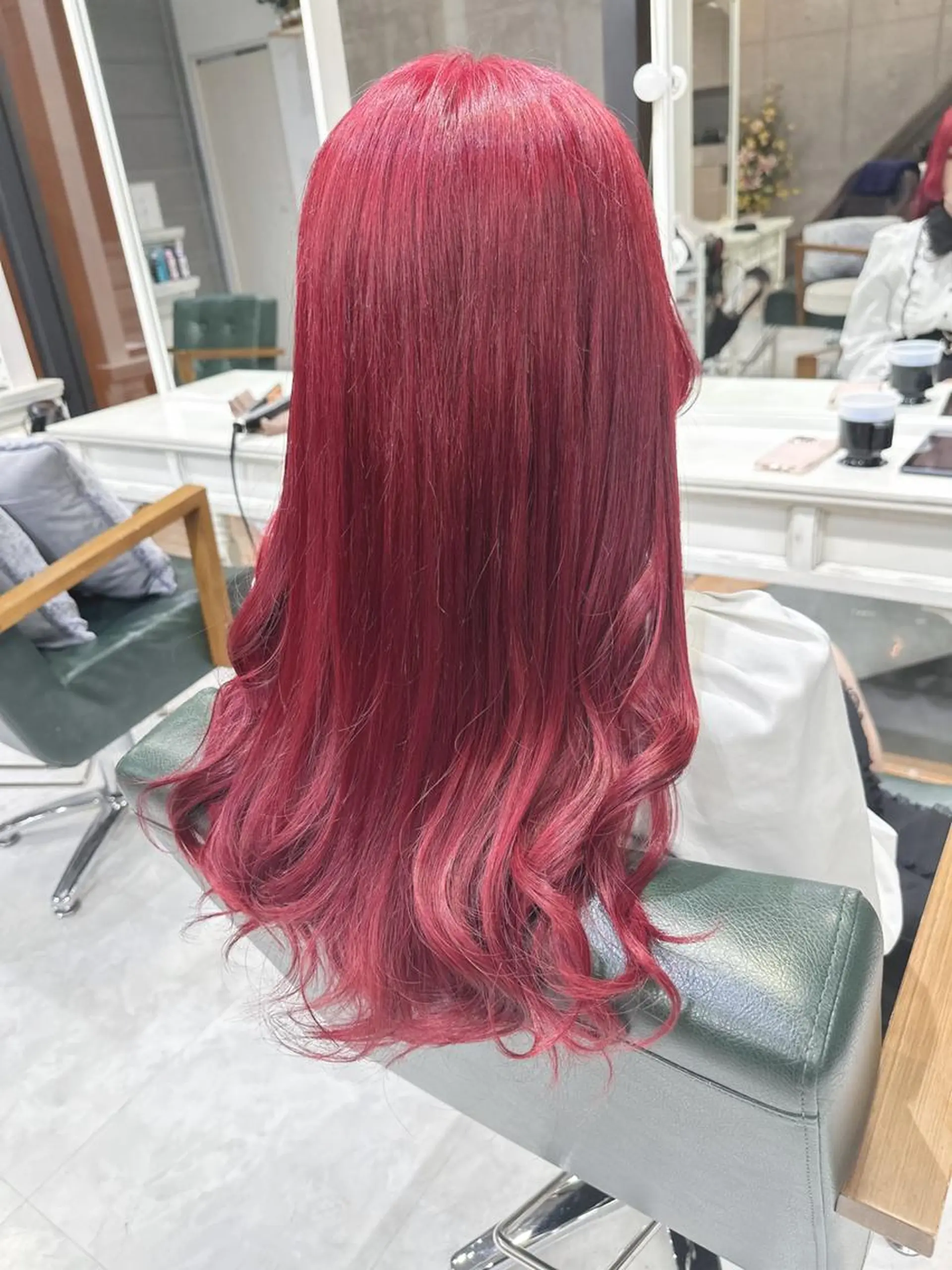 ロング カラー ヘアアレンジ レッドカラー モテ髪透明感❤️ デイズヘアカラーのヘアスタイル