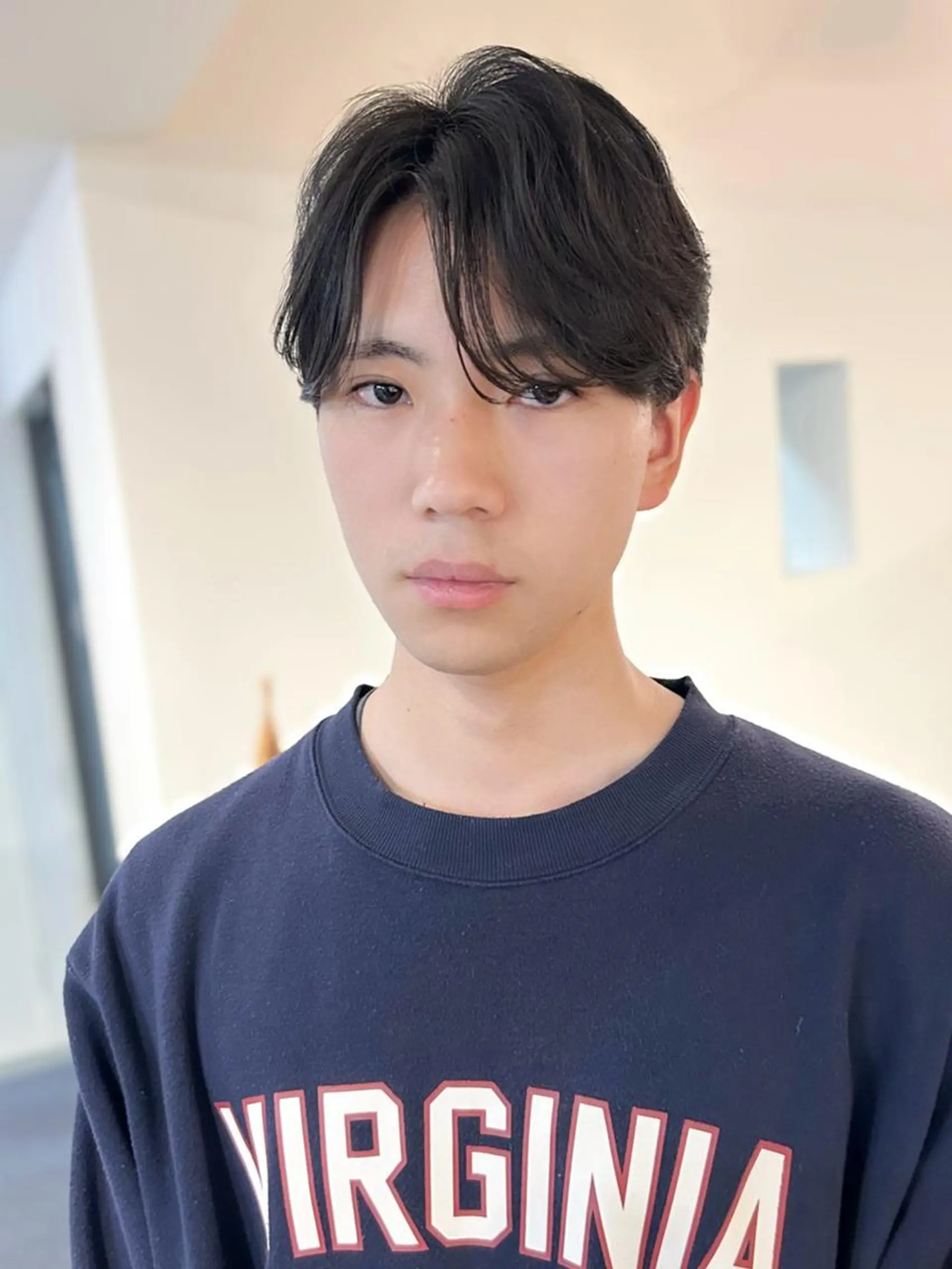 メンズ ショート センターパート 小嵩 峻平のヘアスタイル