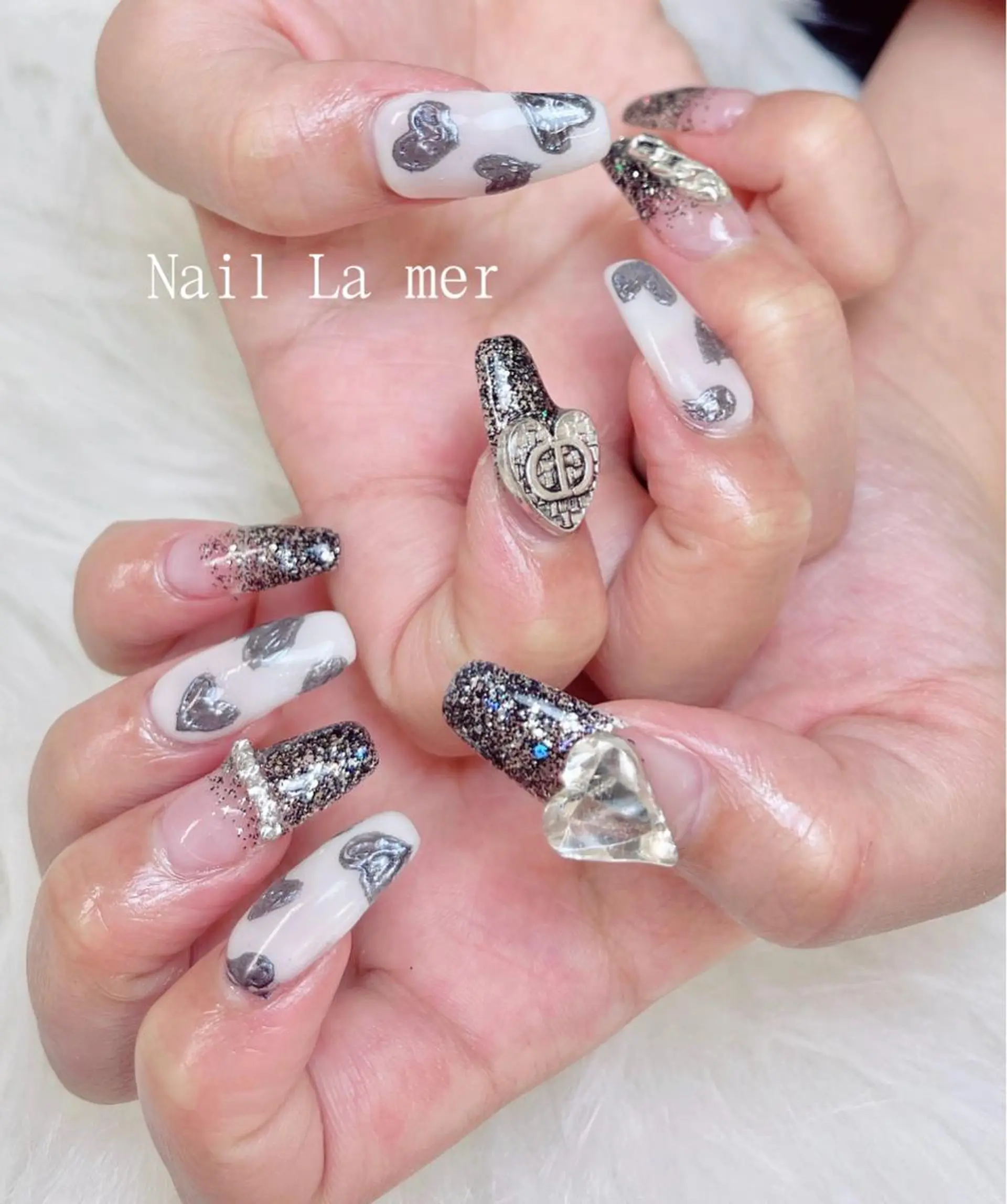 ネイル 持ち込み スカルプネイル La Merのネイルデザイン