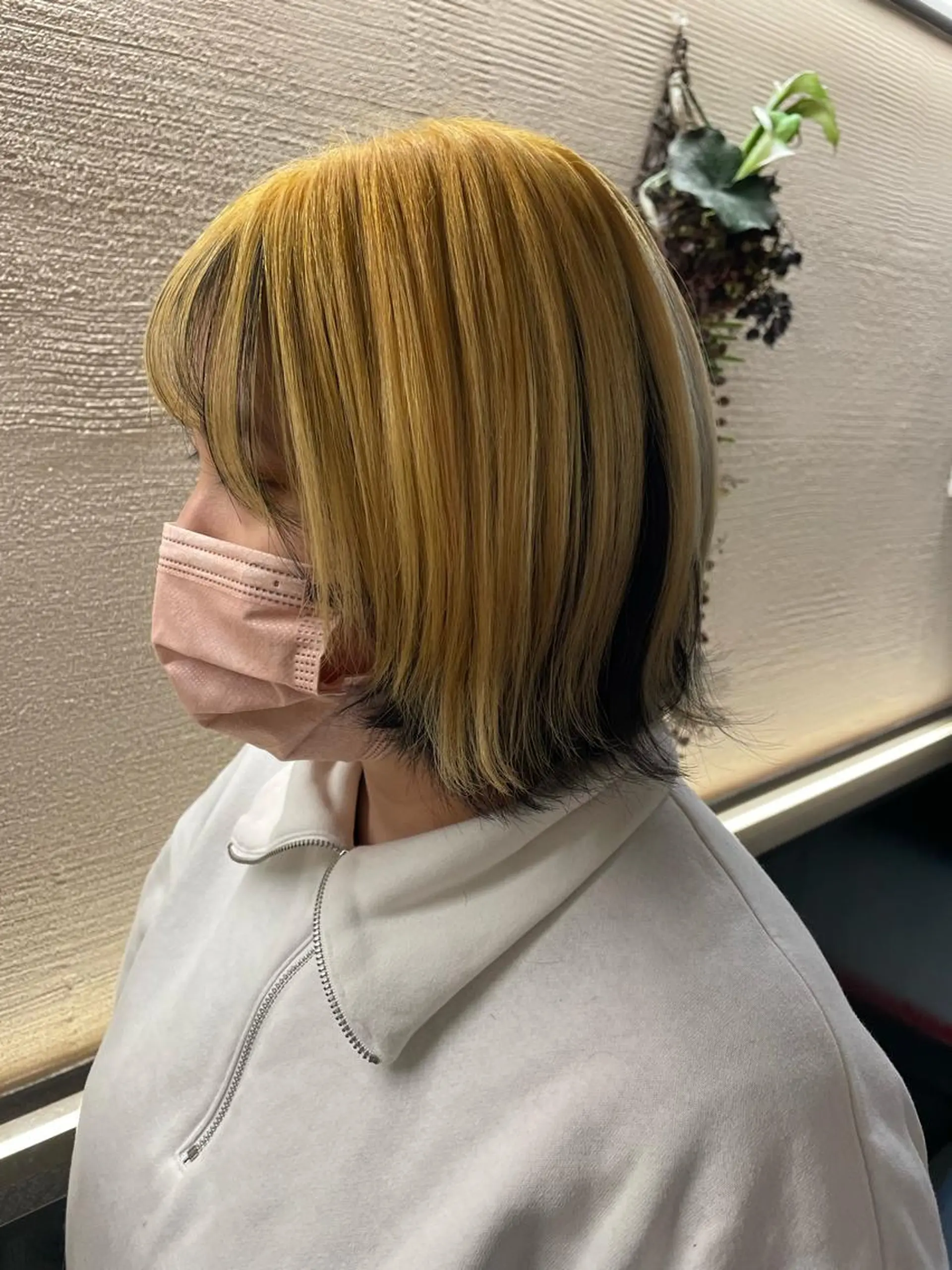 カラー 中尾 唯音名のヘアスタイル