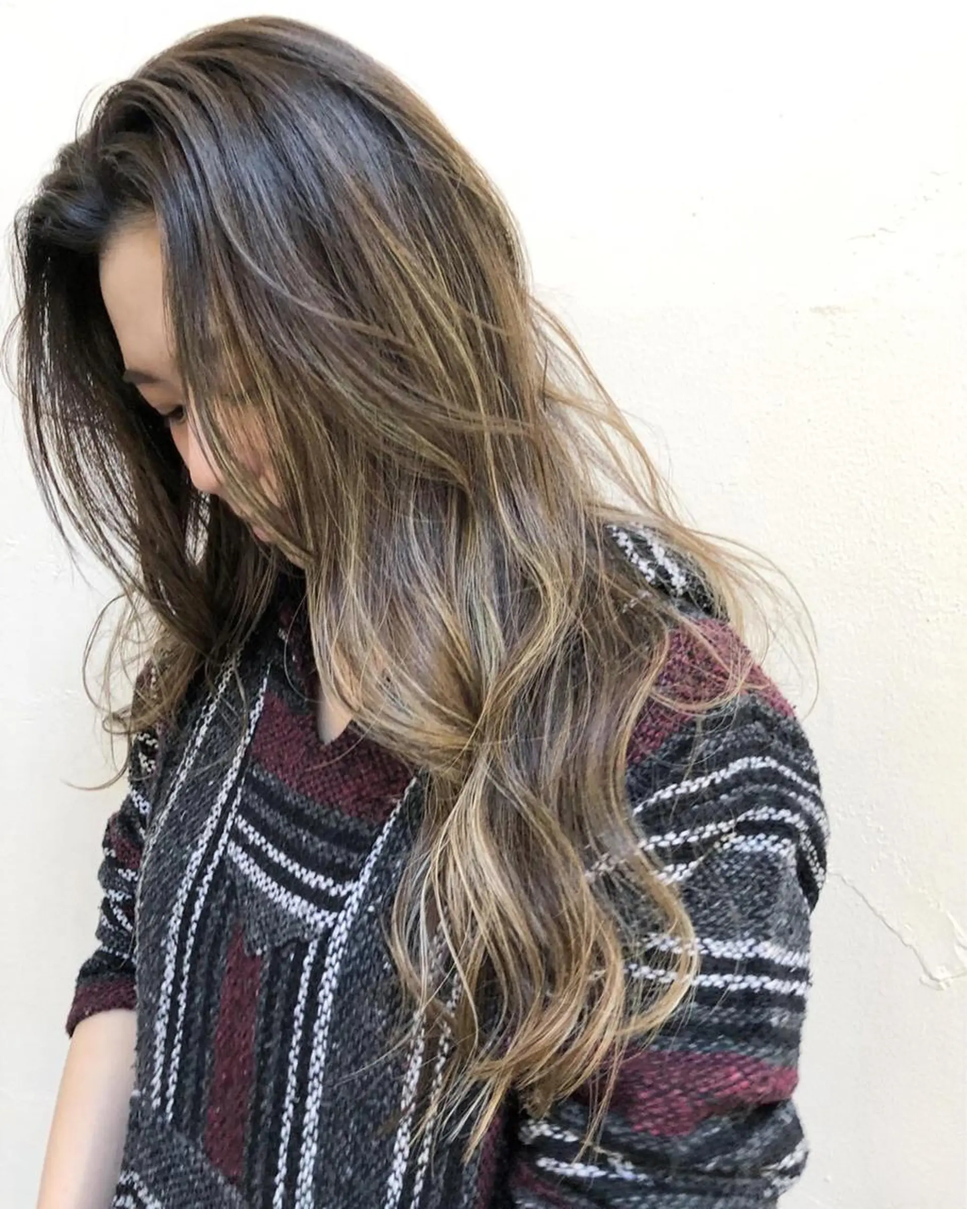 ロング カラー ハイライトカラー ハイライト luve heart's And Be  minamisemba所属・脇坂 佳世の眉毛・アイブロウイメージ