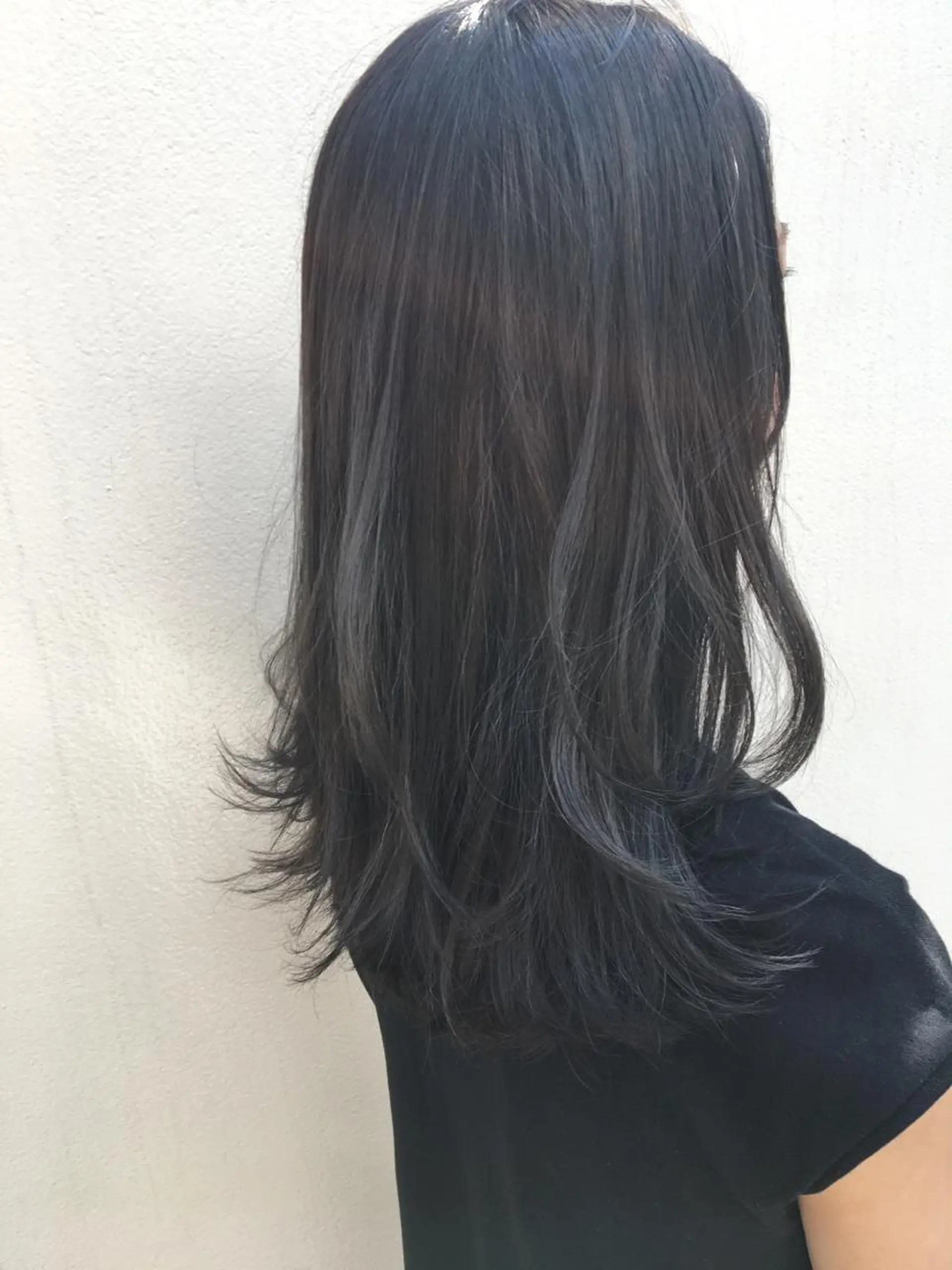 セミロング カラー THE DAY所属・AKI HASHIMOTOのヘアスタイル