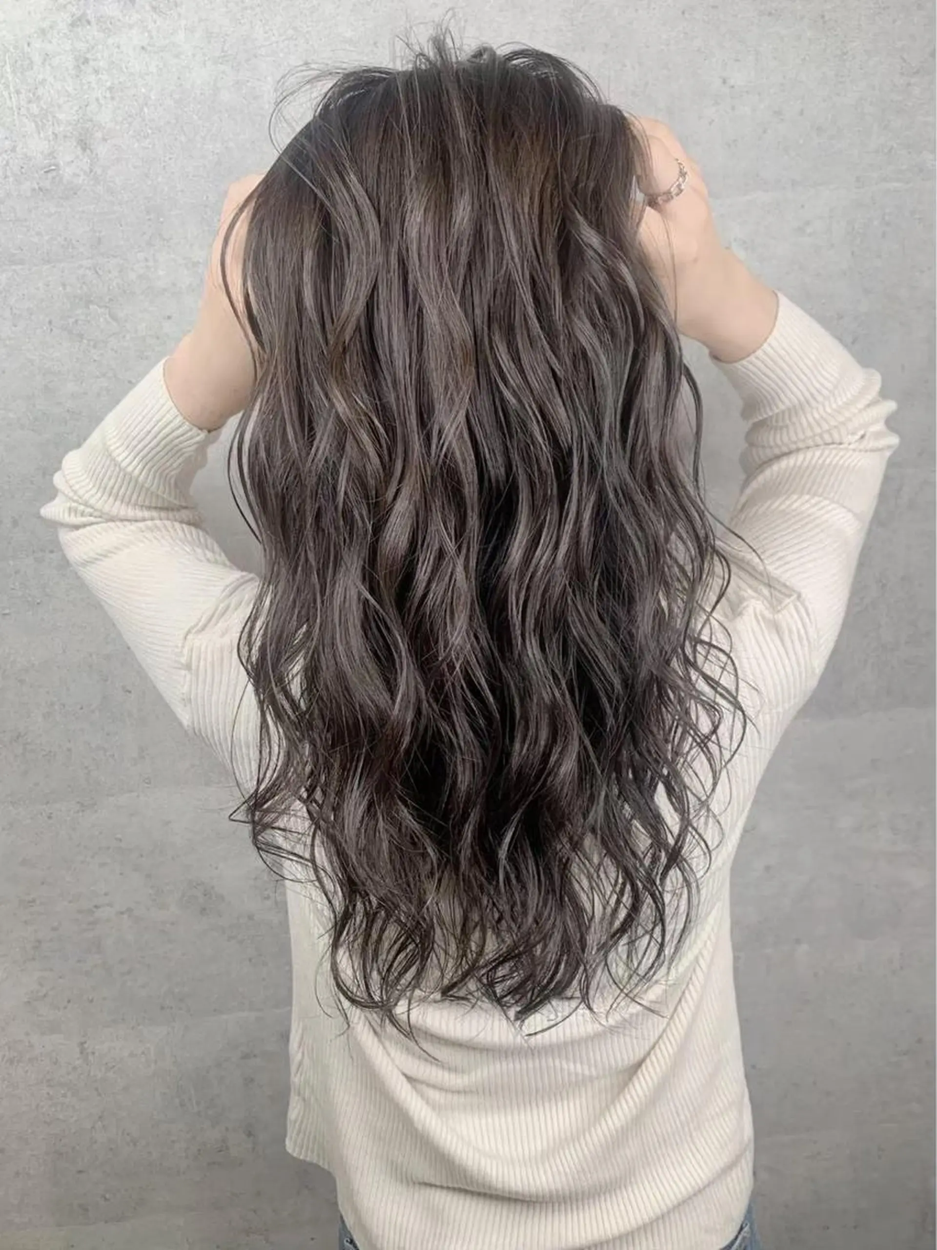 ロング _WHITE 静岡店のヘアスタイル