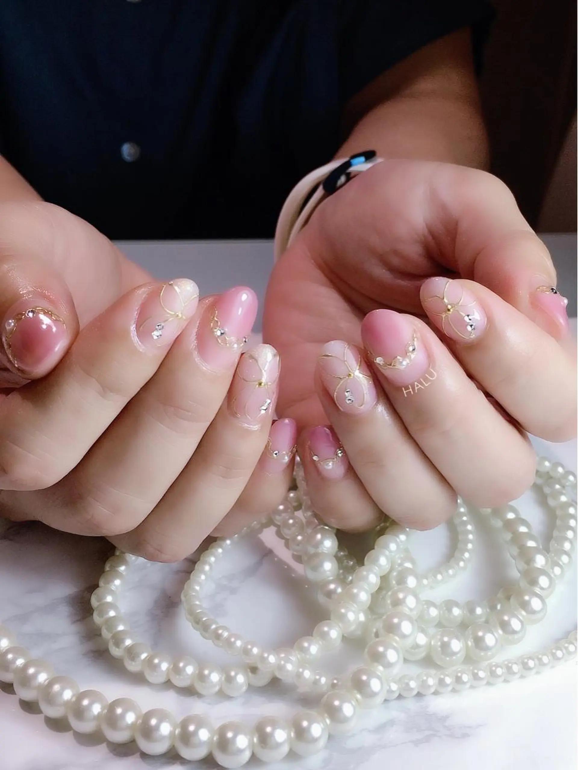ネイル キラキラネイル HALU ハルのネイルデザイン