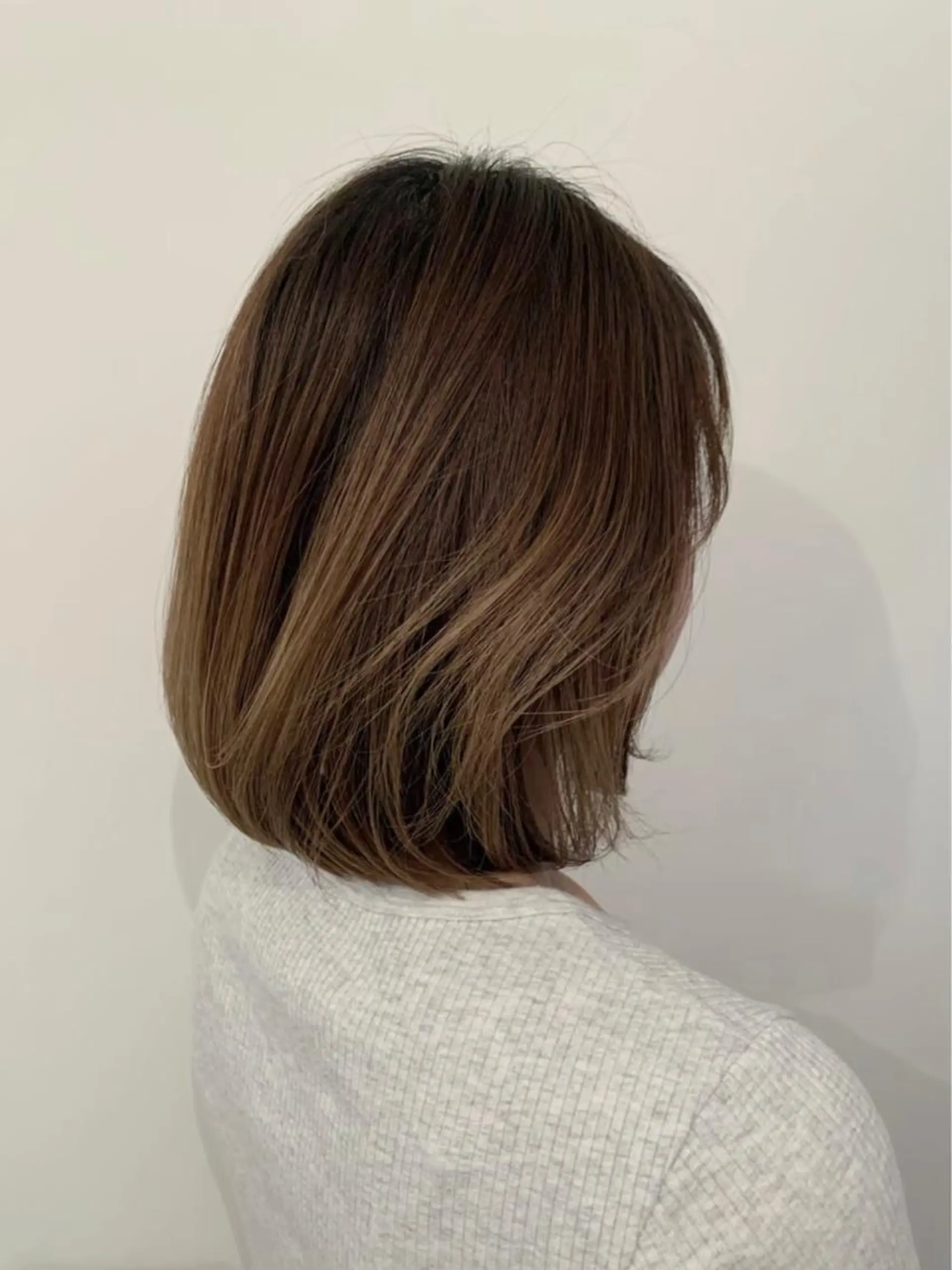 ミディアム 山本 愛華のヘアスタイル