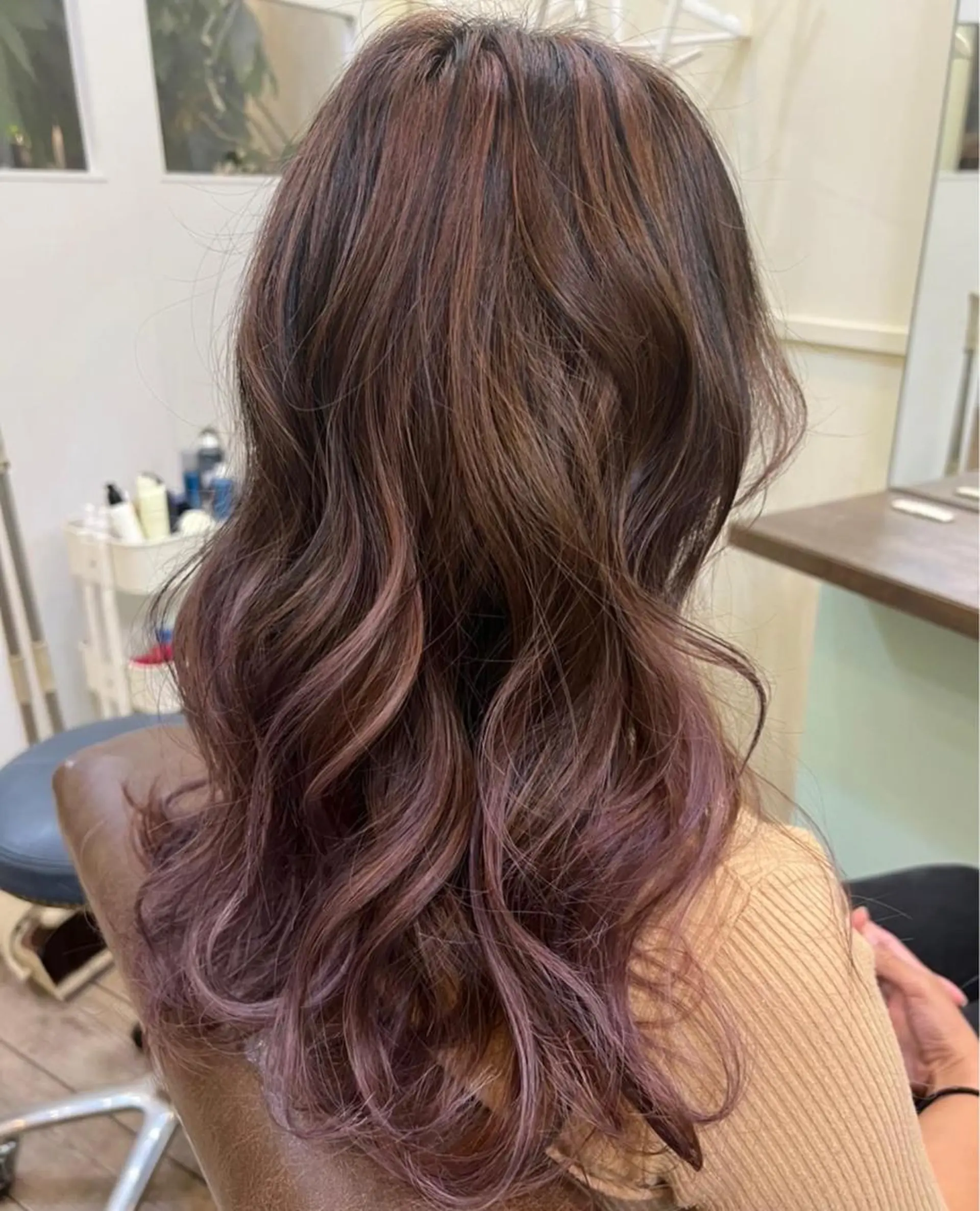 ロング カラー カット ヘアカラー トリートメント 鶴見 和美のヘアスタイル