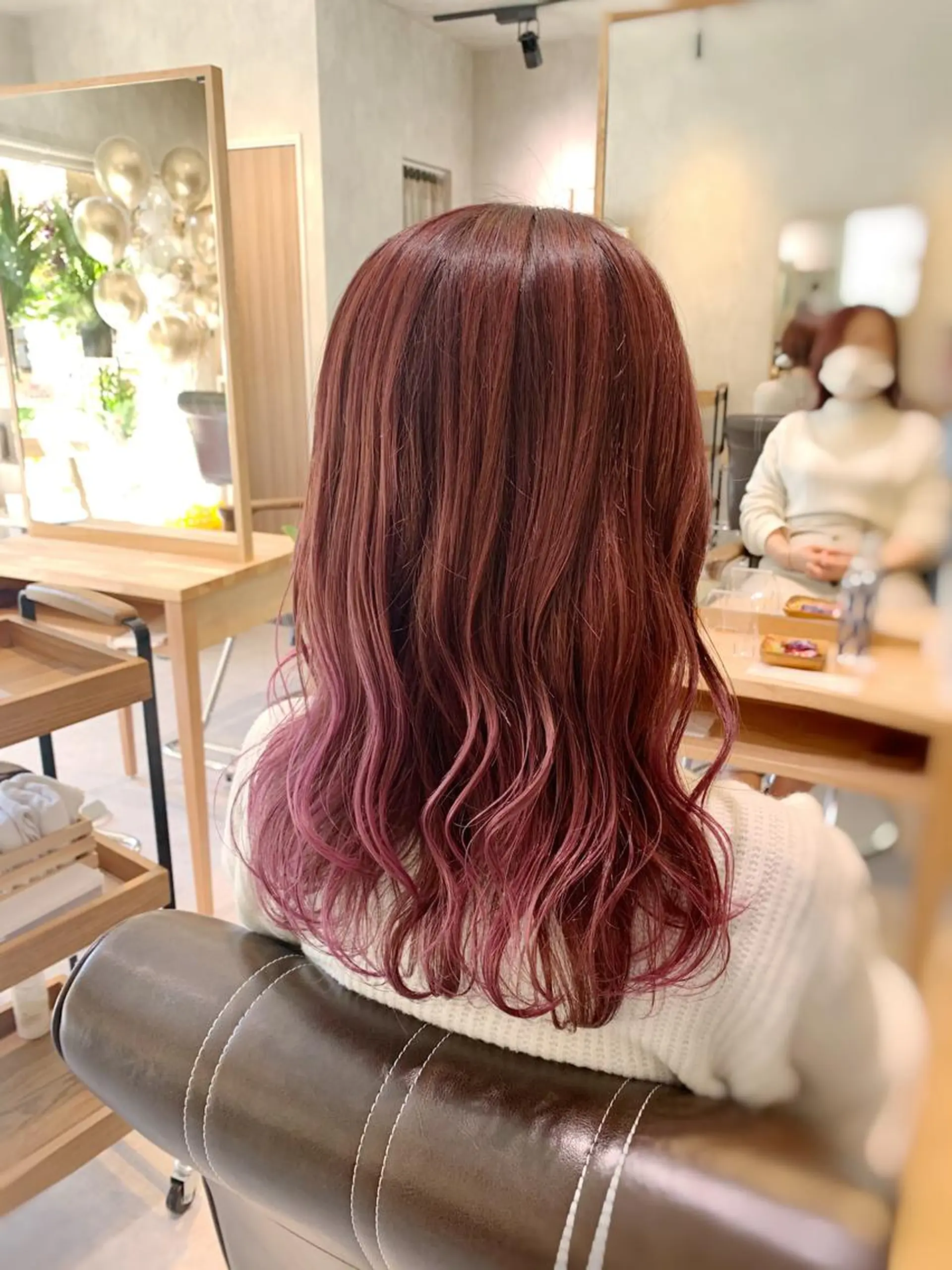 セミロング カラー unöi所属・3月Open unöi  ホナミのヘアスタイル