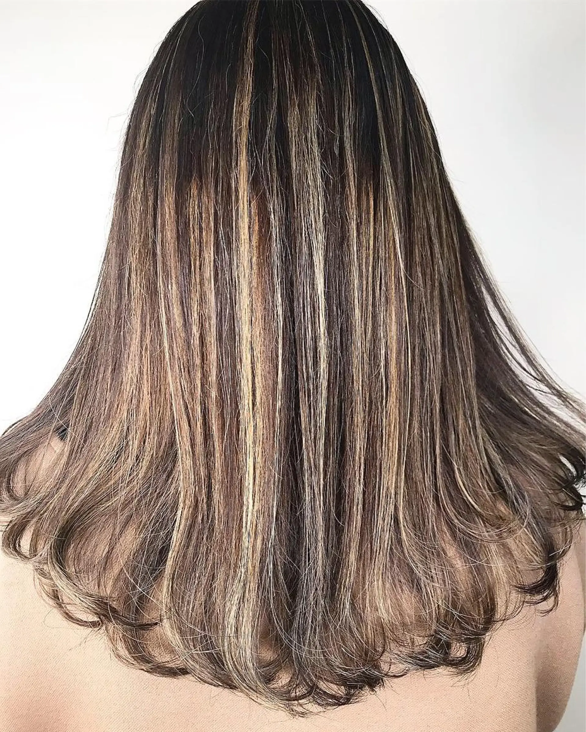 セミロング カラー カット ヘアカラー トリートメント Lien 深井店のヘアスタイル