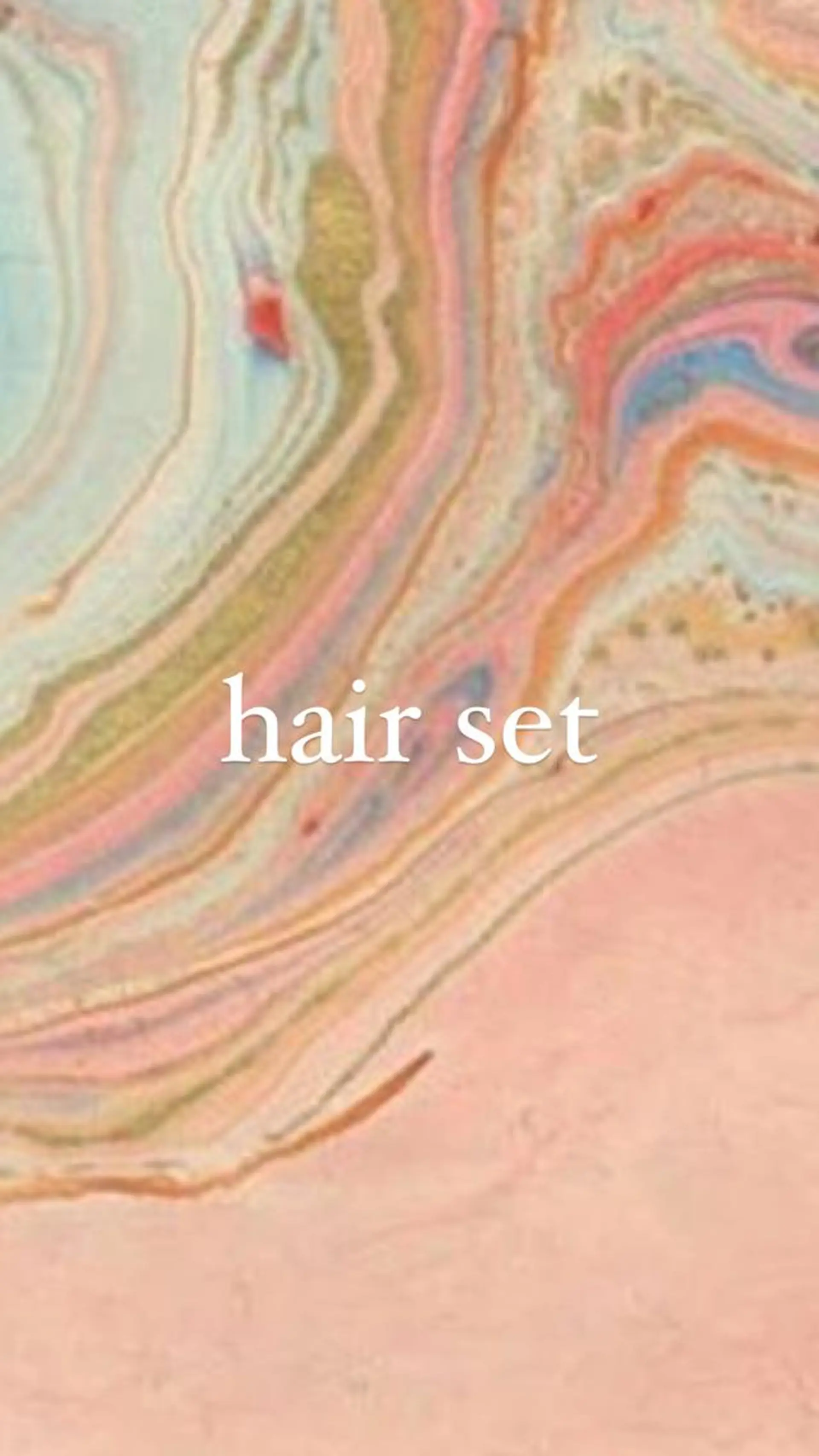 ヘアアレンジ 束所属・毛流れセンターパート Sakiのヘアスタイル