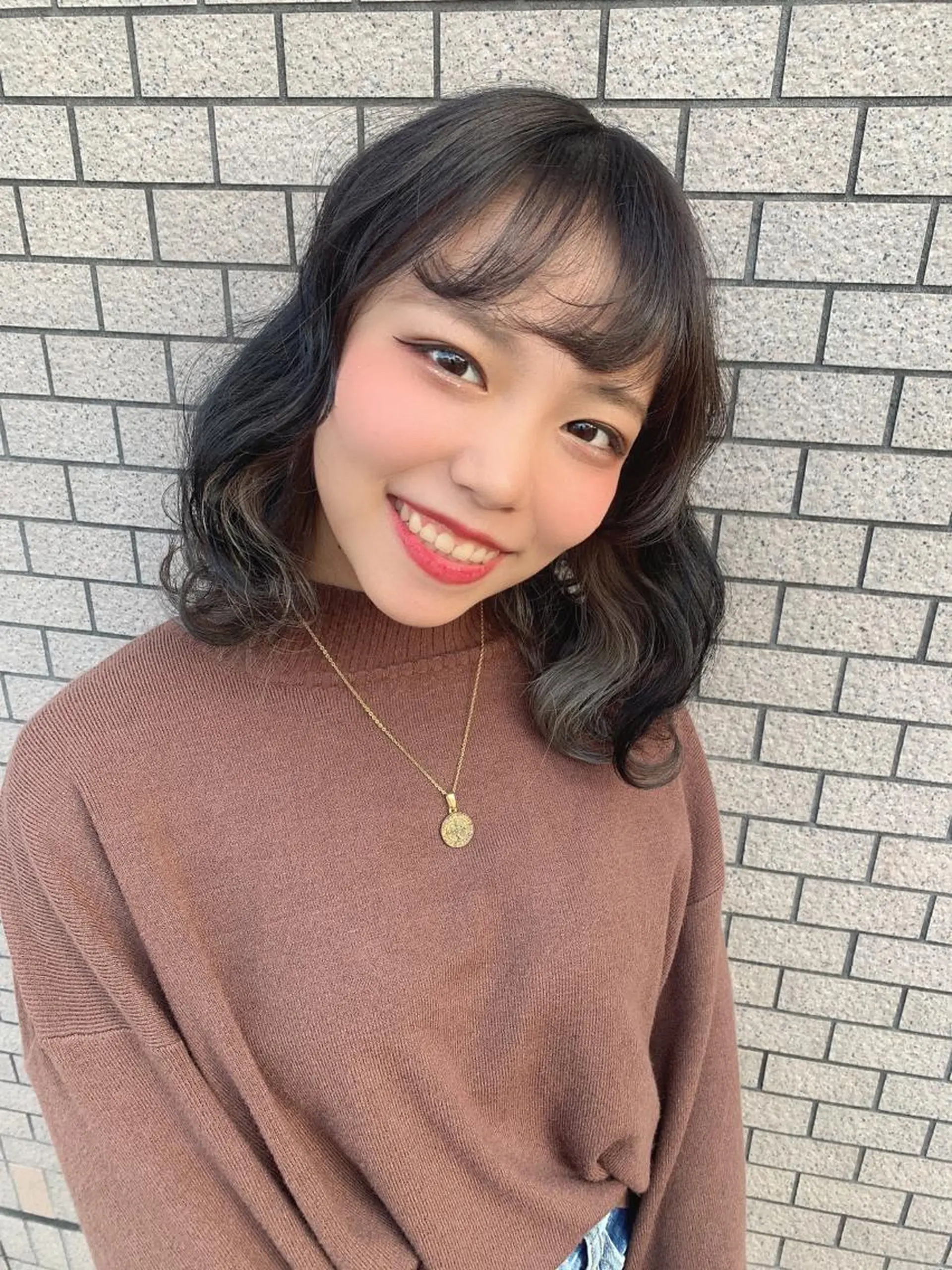 セミロング カラー インナーカラー 汐見 悠佑のヘアスタイル