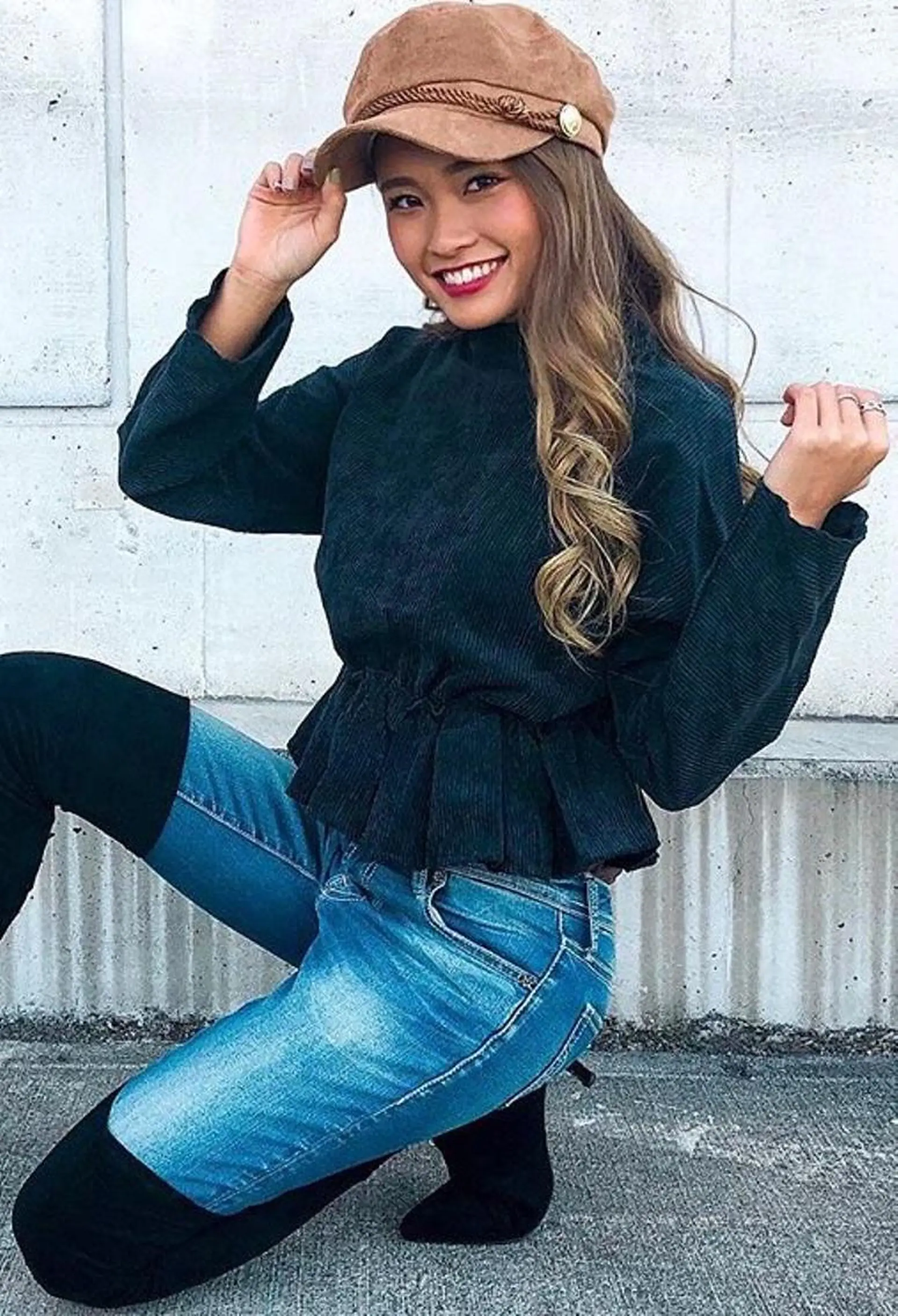 ロング カラー パーマ ヘアアレンジ Device ディバイスのヘアスタイル