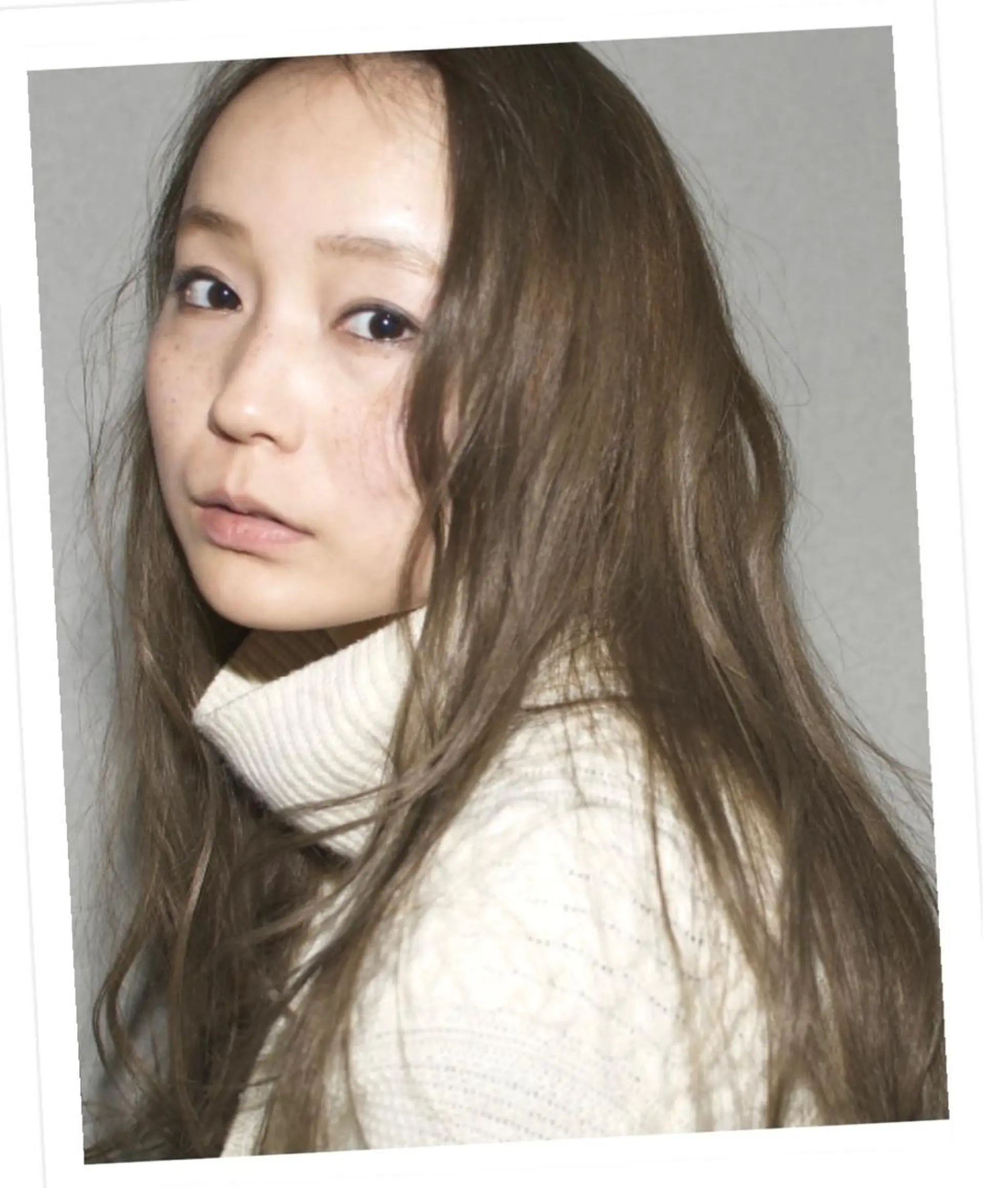 セミロング ノモト ハルのヘアスタイル