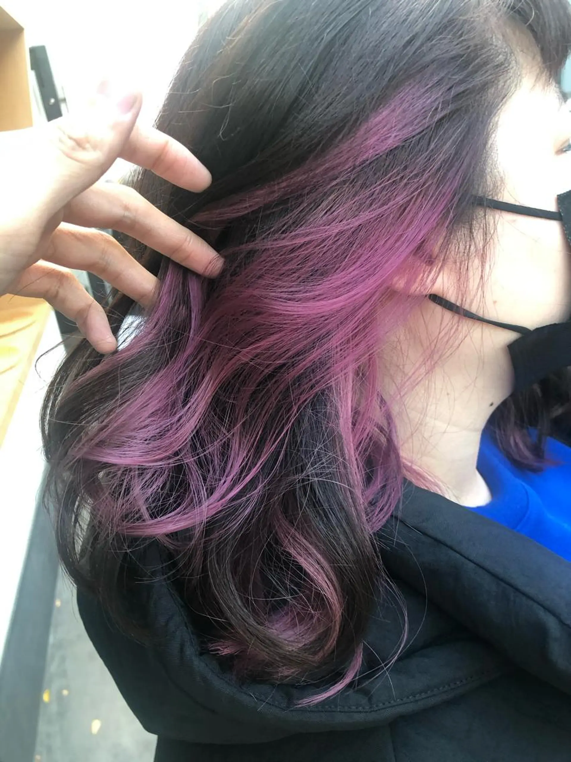 ミディアム カラー アッシュ バレイヤージュ ミストバング ベージュカラー ブリーチ カット ヘアカラー トリートメント 原宿サロン代表 デザインカラー伊藤卓のヘアスタイル