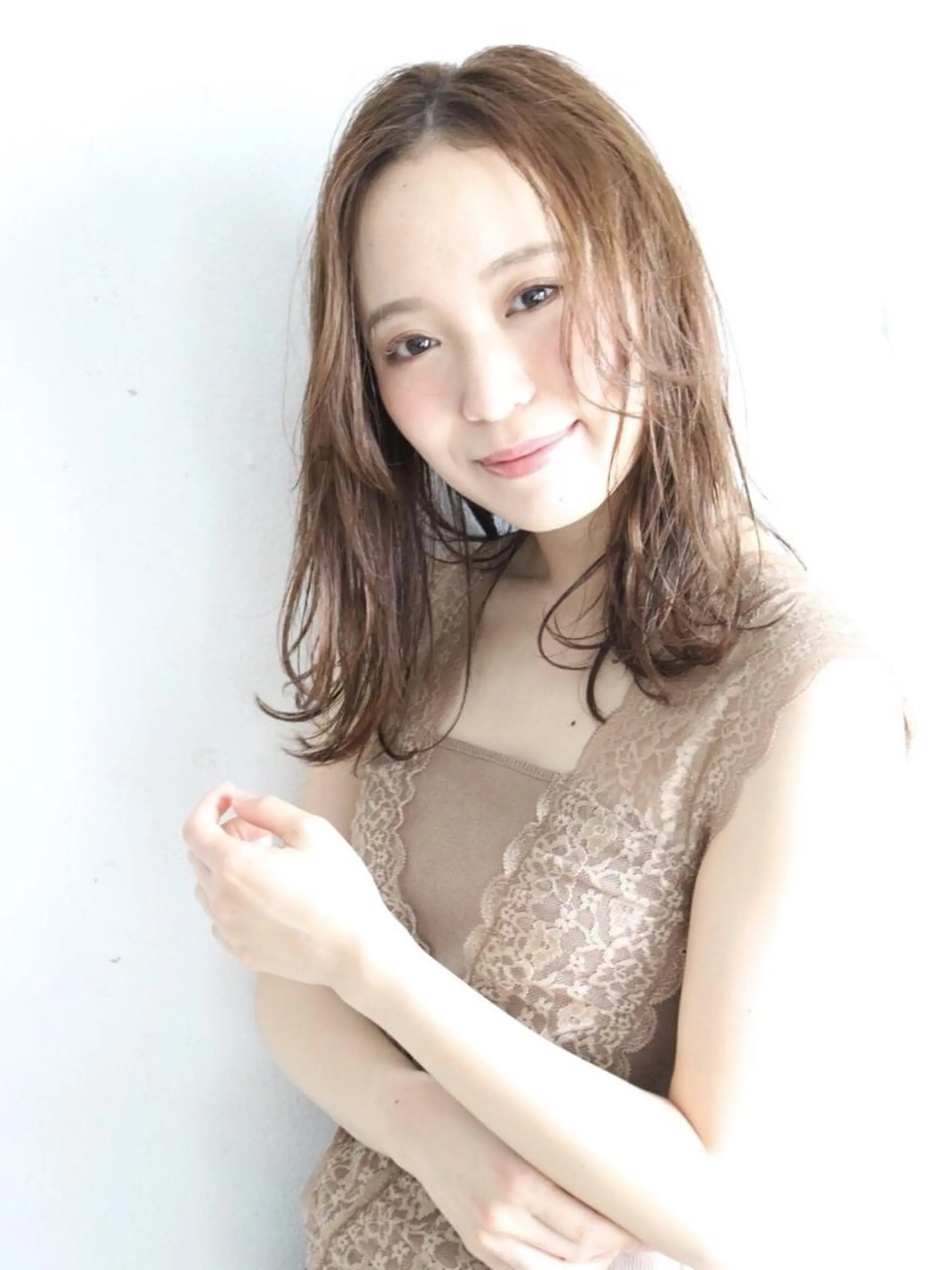 ミディアム カラー パーマ 野崎 ひかりのヘアスタイル