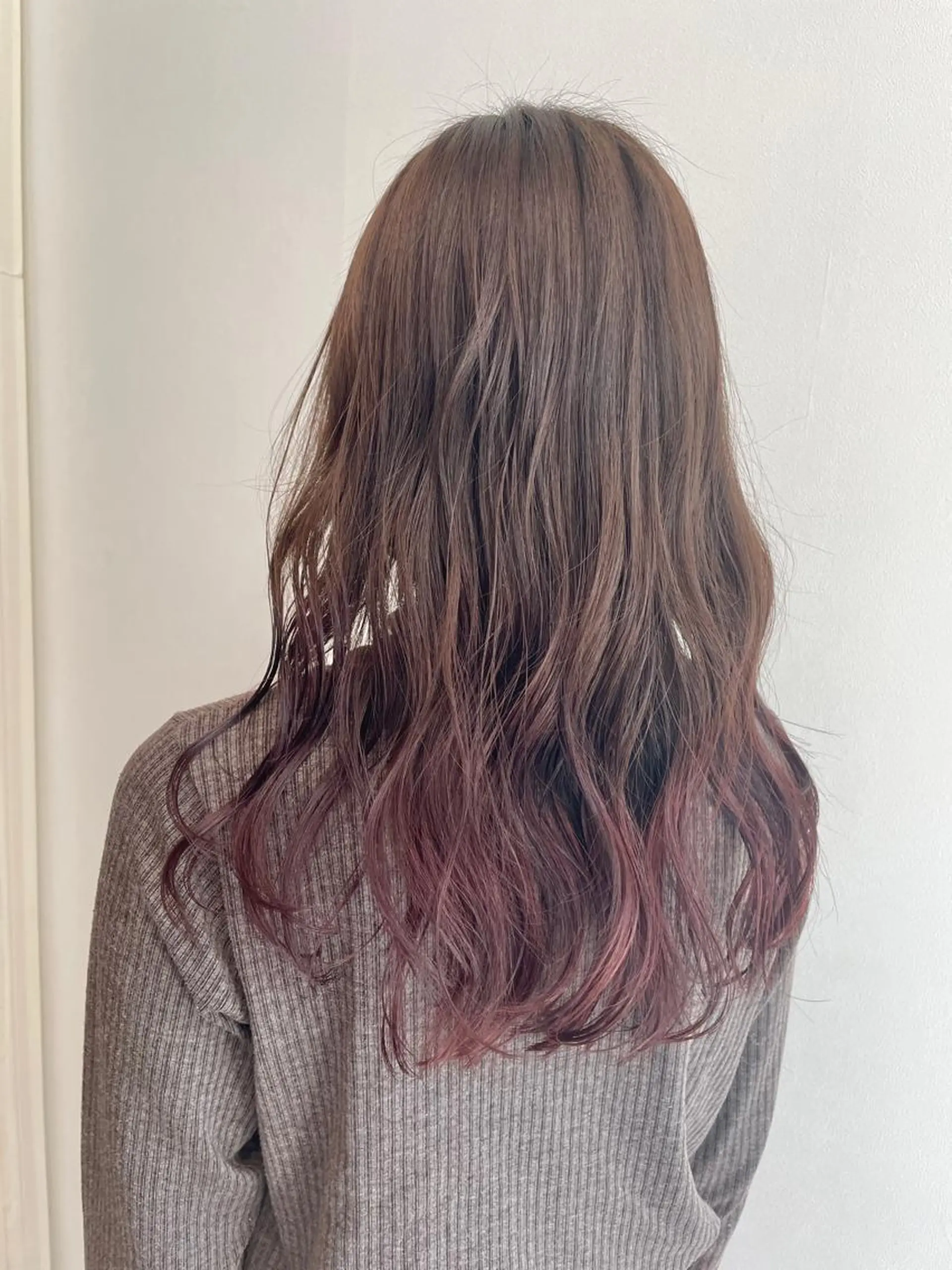 セミロング コトネ🫧 韓国風レイヤーカットのヘアスタイル