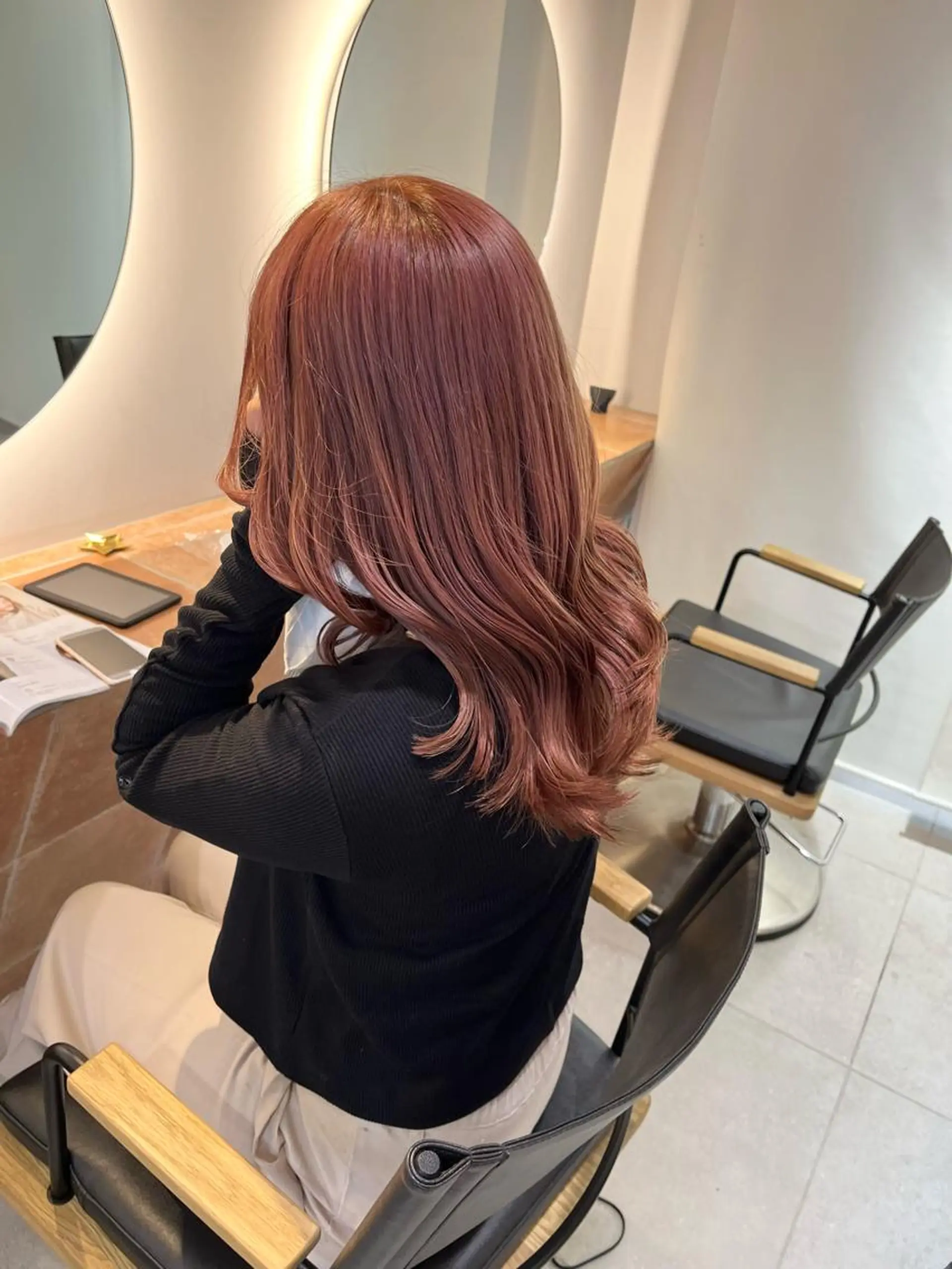 セミロング カラー ブリーチ ピンクカラー ショート/ 木村詩織のヘアスタイル