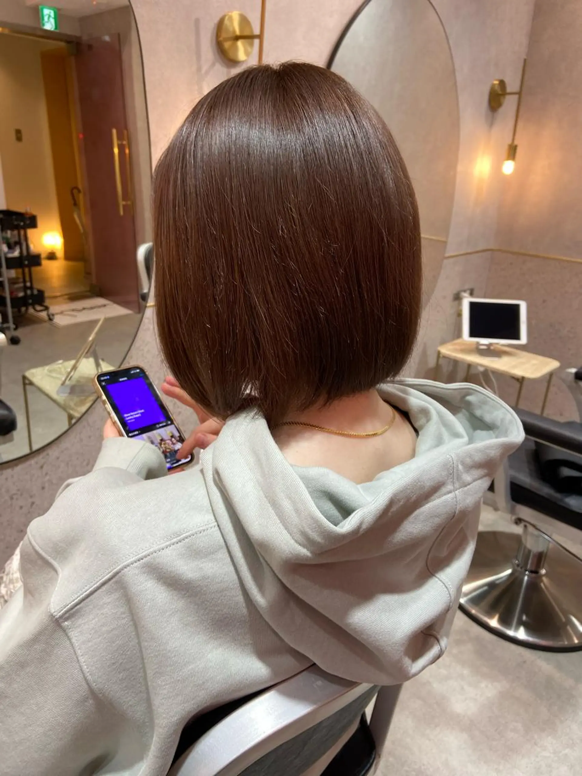 ミディアム カラー ベージュカラー ブリーチ ブラウンカラー チョコレートブラウン ミルクティーベージュ 新宿/韓国ヘア 中明度カラー/かやのヘアスタイル